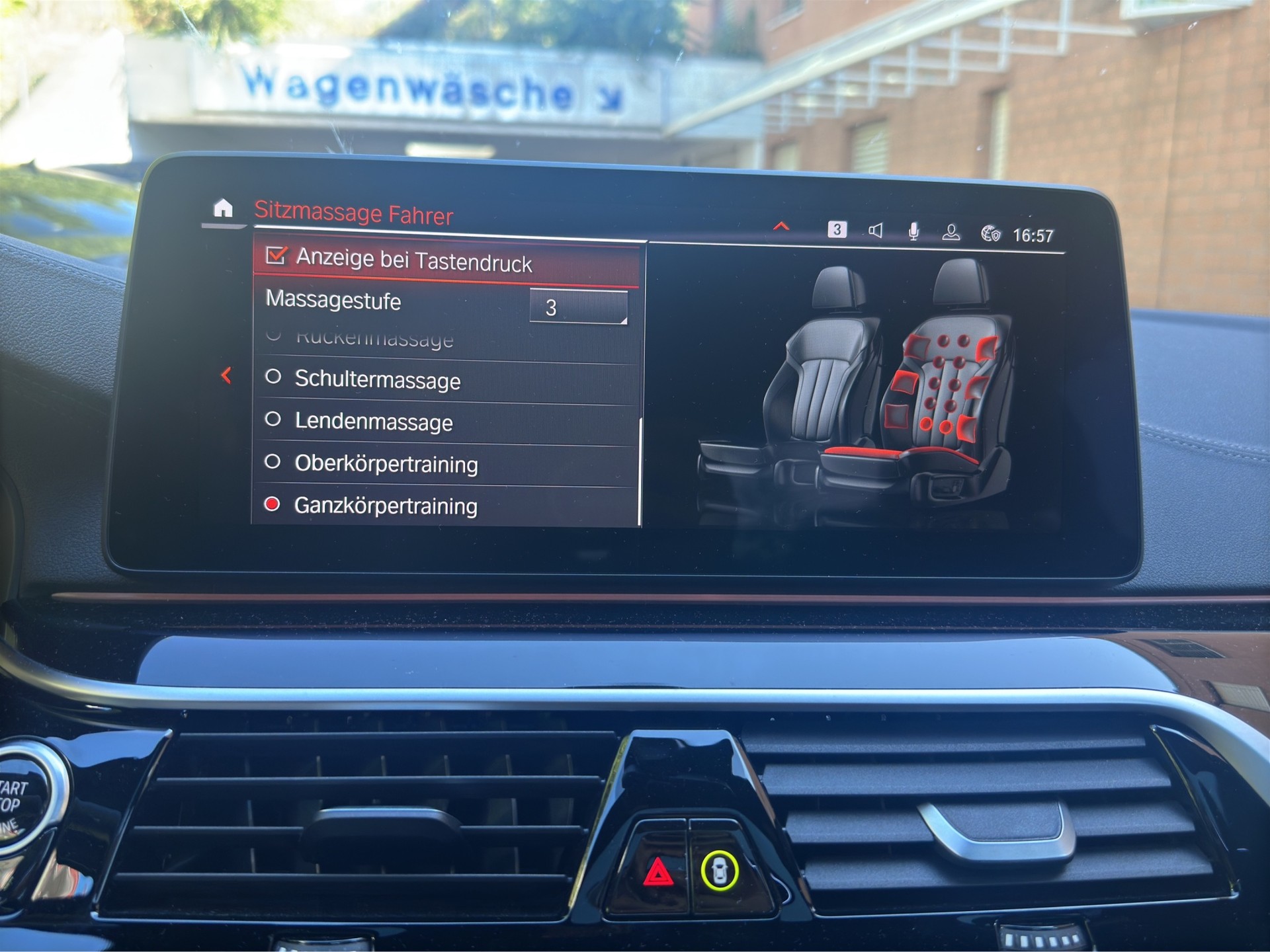 BMW M550i xDrive FACLIFT Exclusiv AHK / Standheizung / ACC-image-19