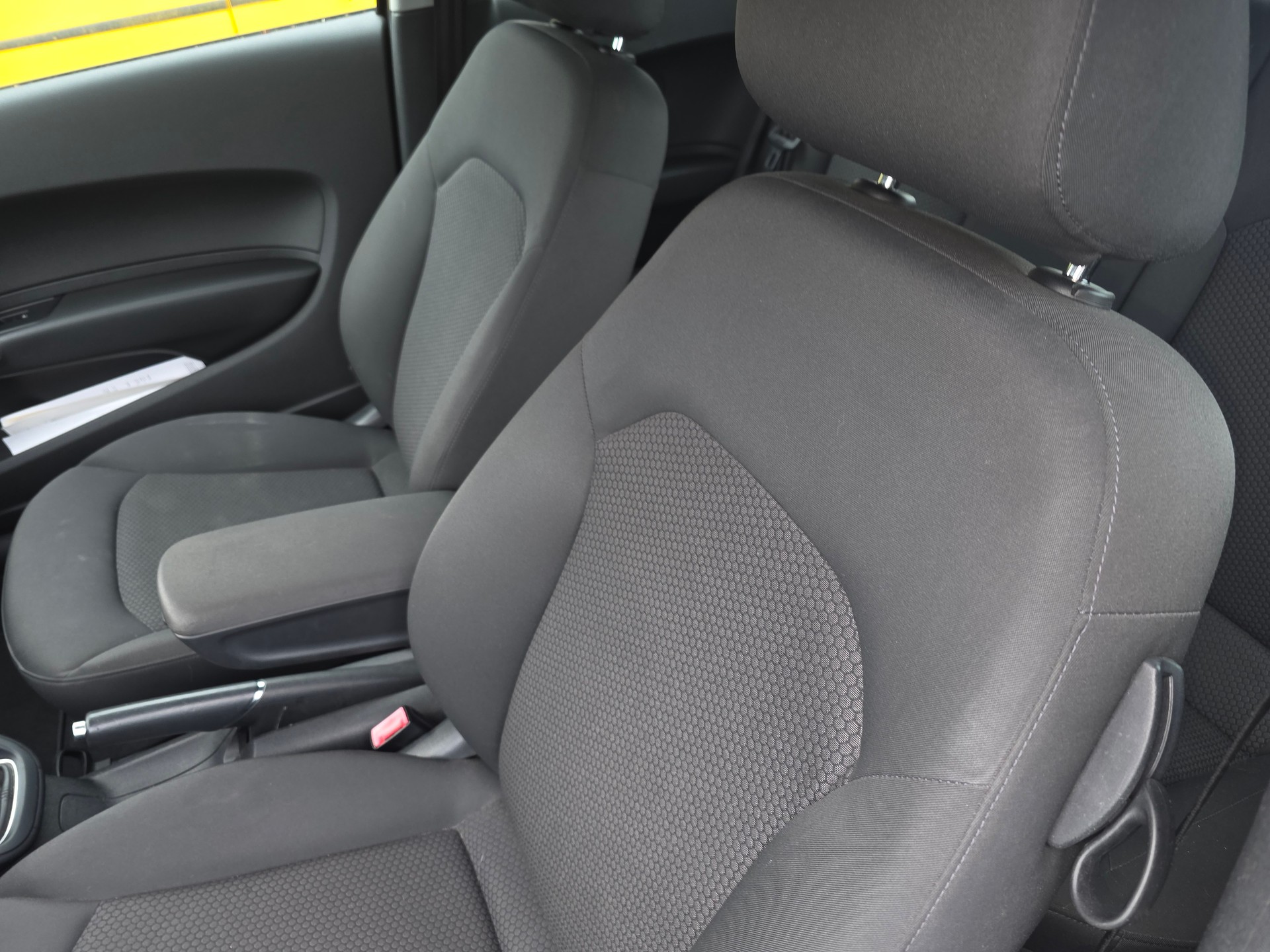 AUDI A1 1.2 TFSI Attraction-image-2