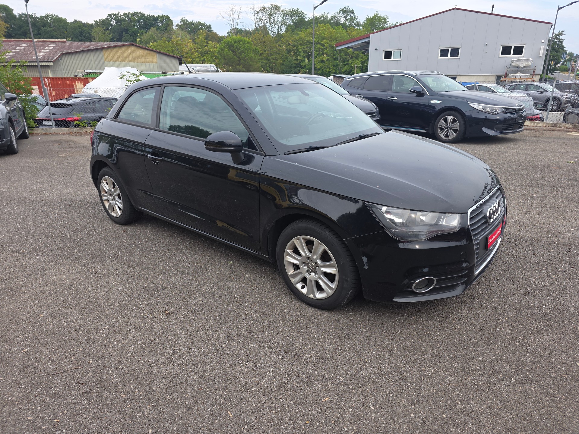 AUDI A1 1.2 TFSI Attraction-image-10
