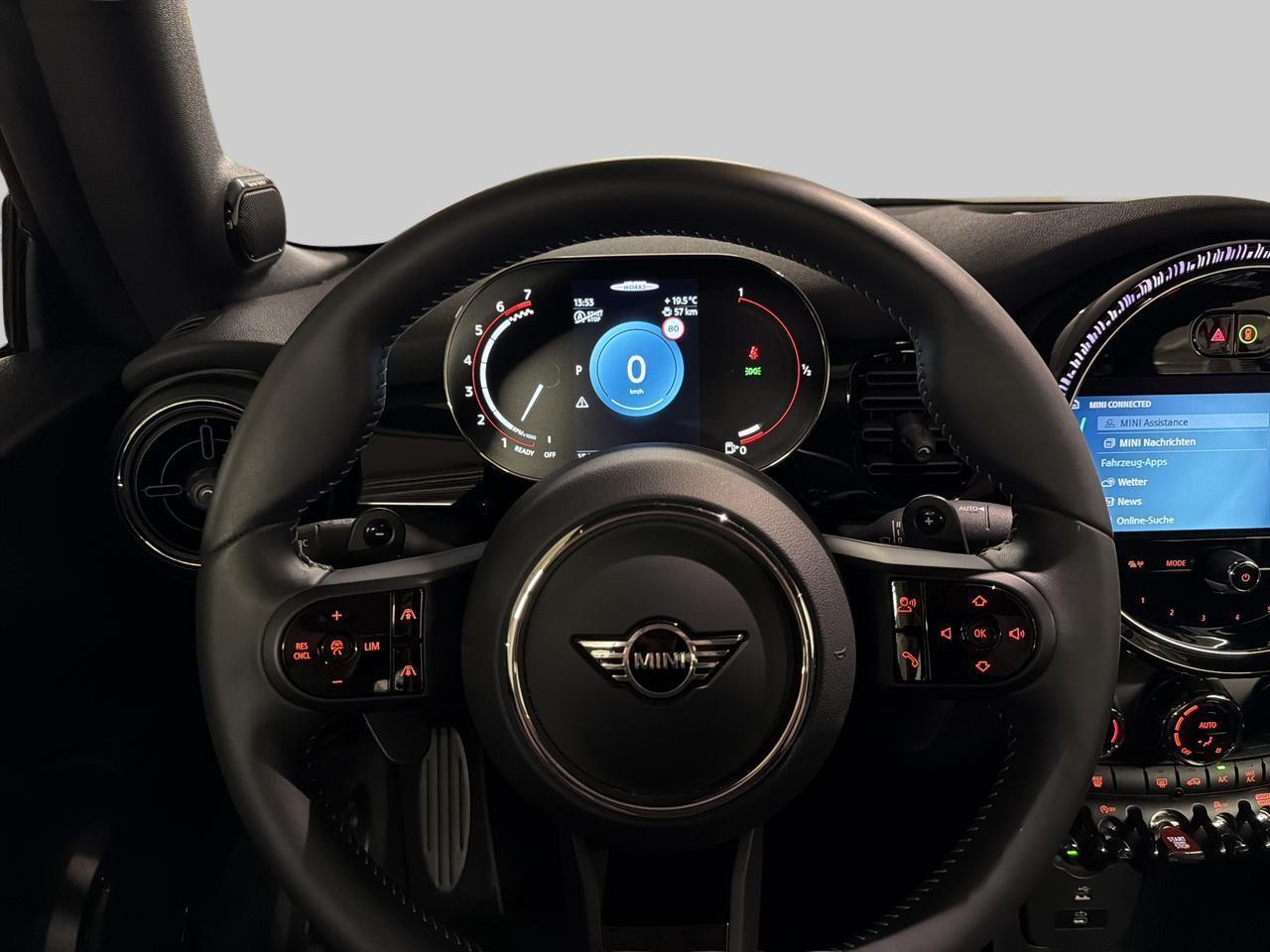 MINI Cabrio 2.0i John Cooper Works-image-17