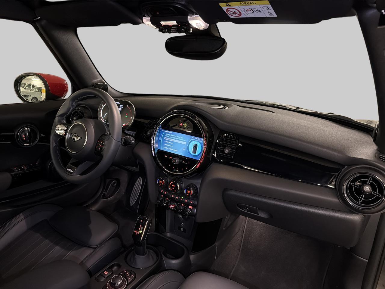 MINI Cabrio 2.0i John Cooper Works-image-13