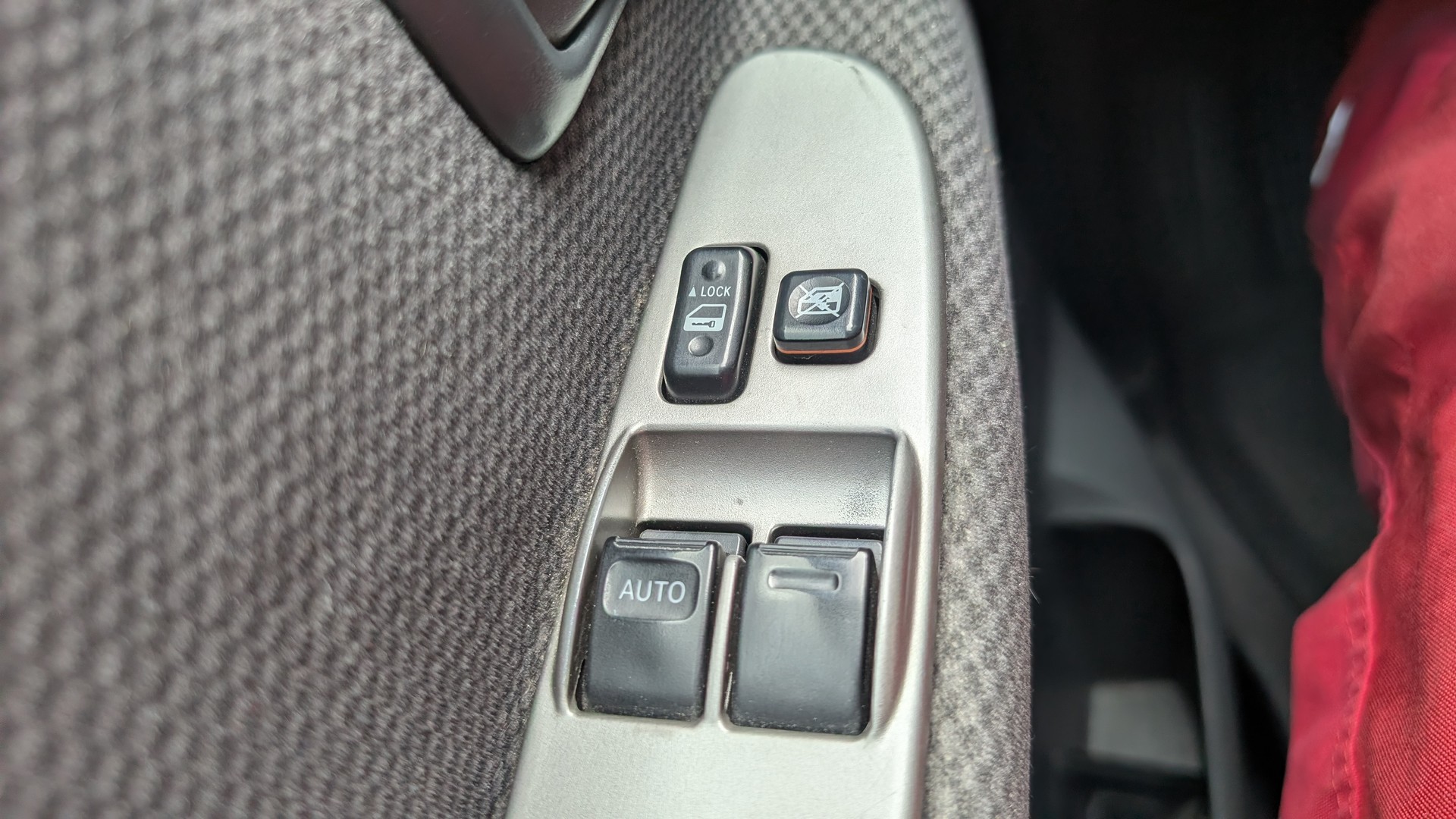 TOYOTA Hiace D-4D Van SWB-image-13