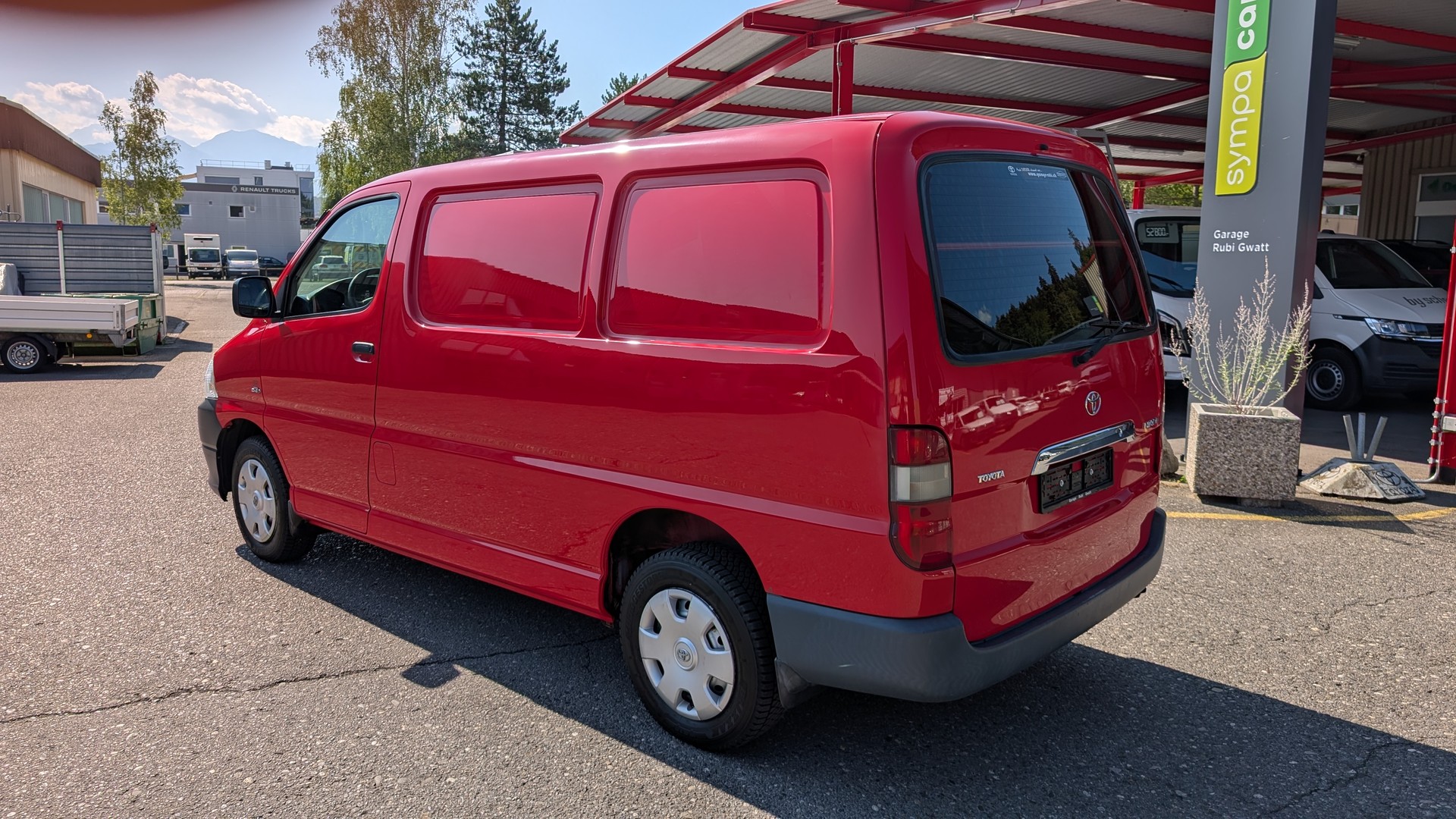 TOYOTA Hiace D-4D Van SWB-image-6