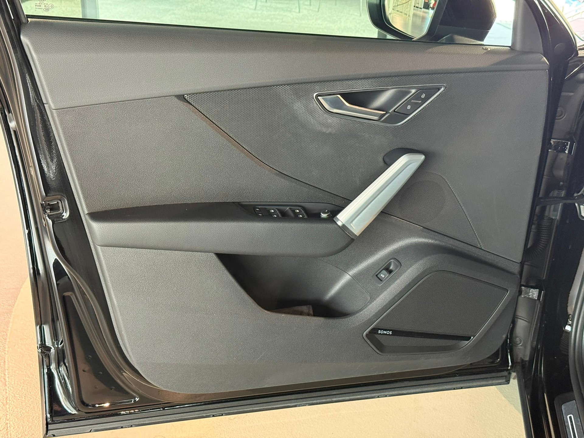 AUDI Q2 40 TFSI quattro S-tronic-image-25