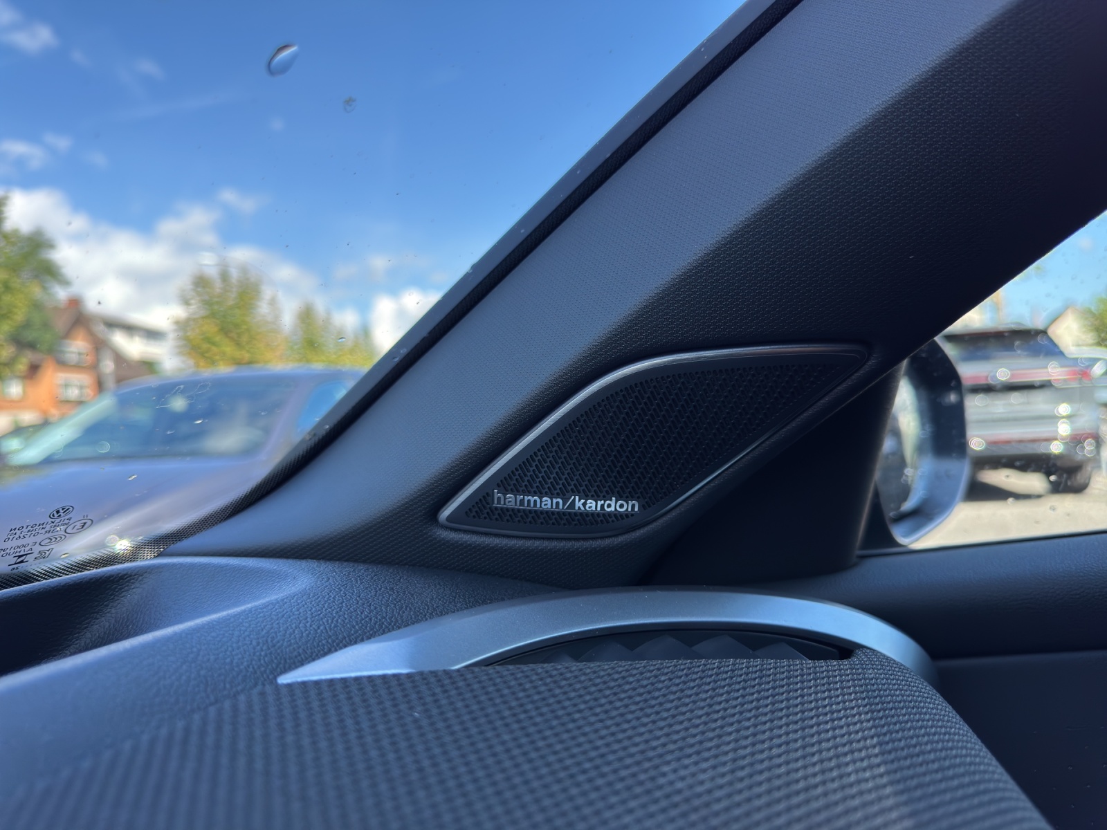VW T-Roc 1.5 eTSI mHEV R-Line DSG-image-18