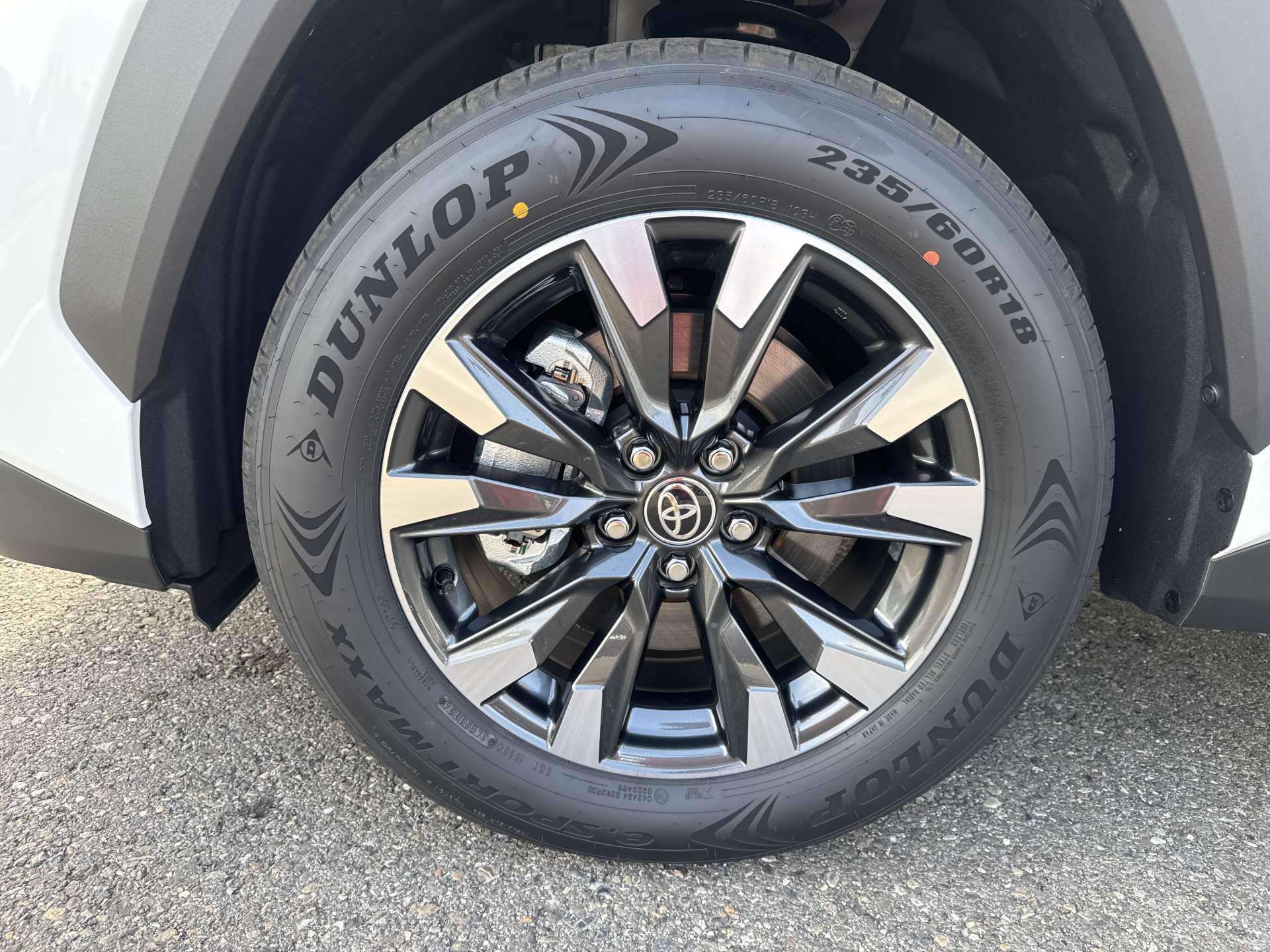 TOYOTA RAV-4 2.5 HSD Trend e-CVT AWD NEUES MODELL Automat-image-8