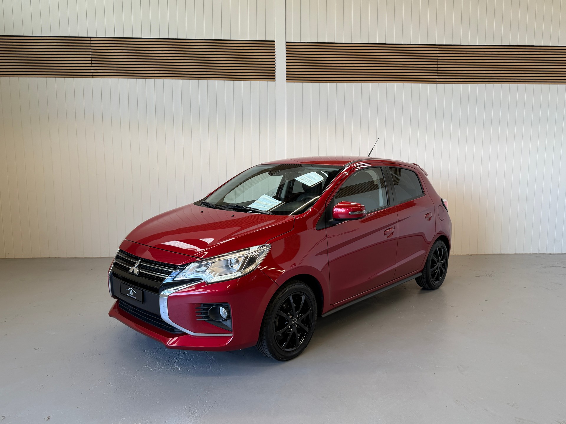 MITSUBISHI Space Star 1.2 CVT Intense+, frisch ab MFK und ab Service, mit AHK für Veloträger