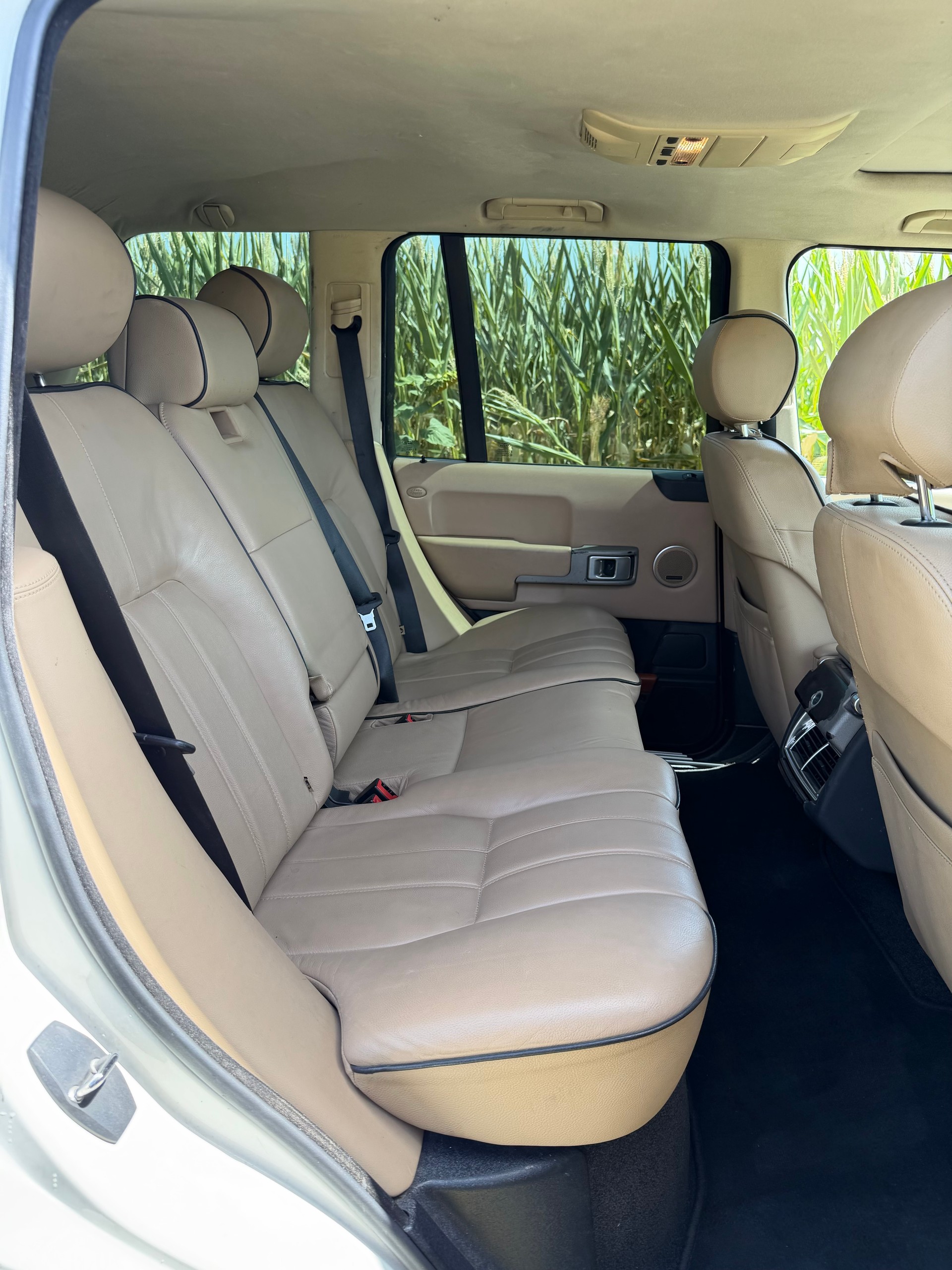 LAND ROVER Range Rover Vogue 3,0-image-2