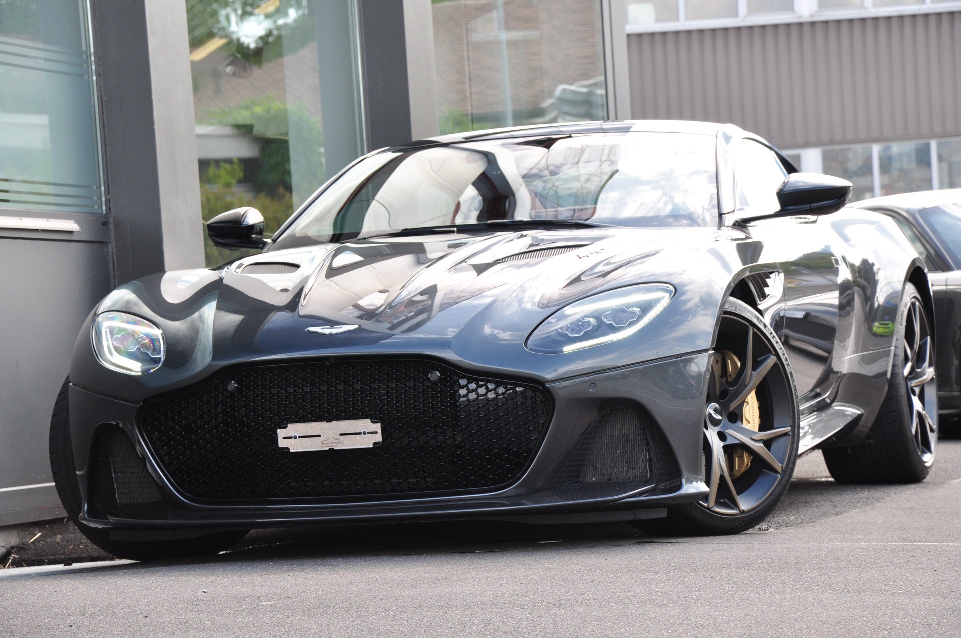 ASTON MARTIN DBS Coupé Superleggera