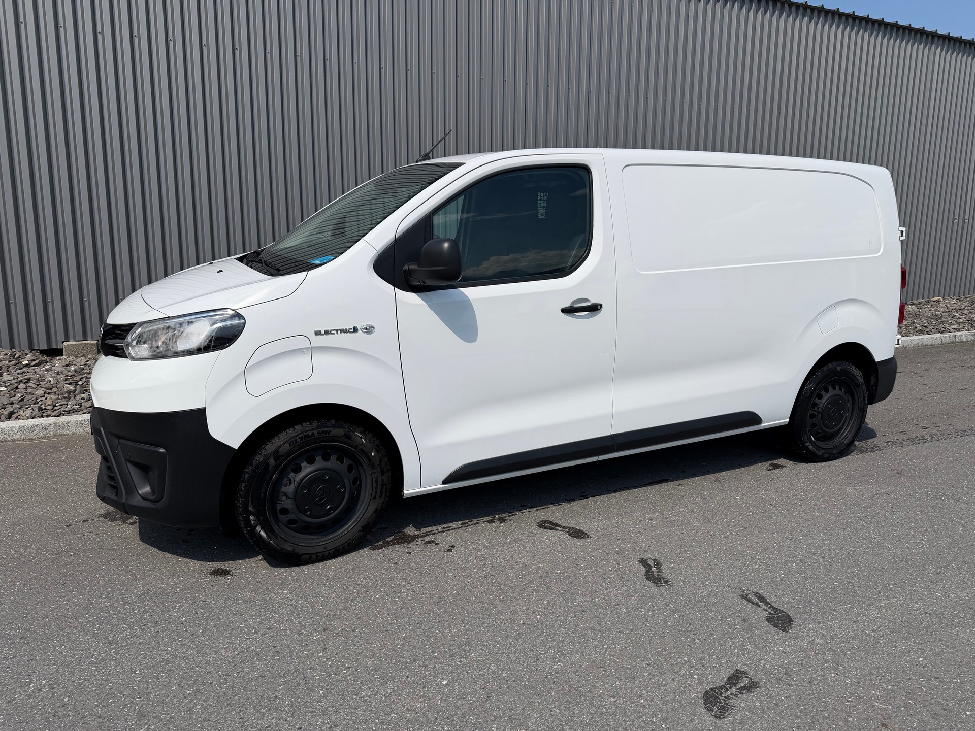 TOYOTA Proace EV 50kWh Medium Active CHARGE 1503 KG