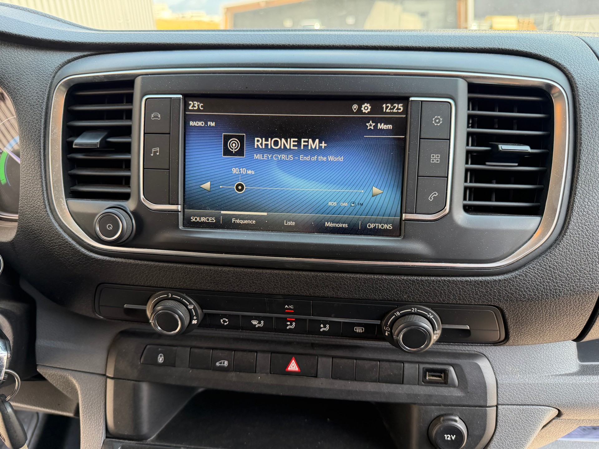 TOYOTA Proace EV 50kWh Medium Active CHARGE 1503 KG-image-43