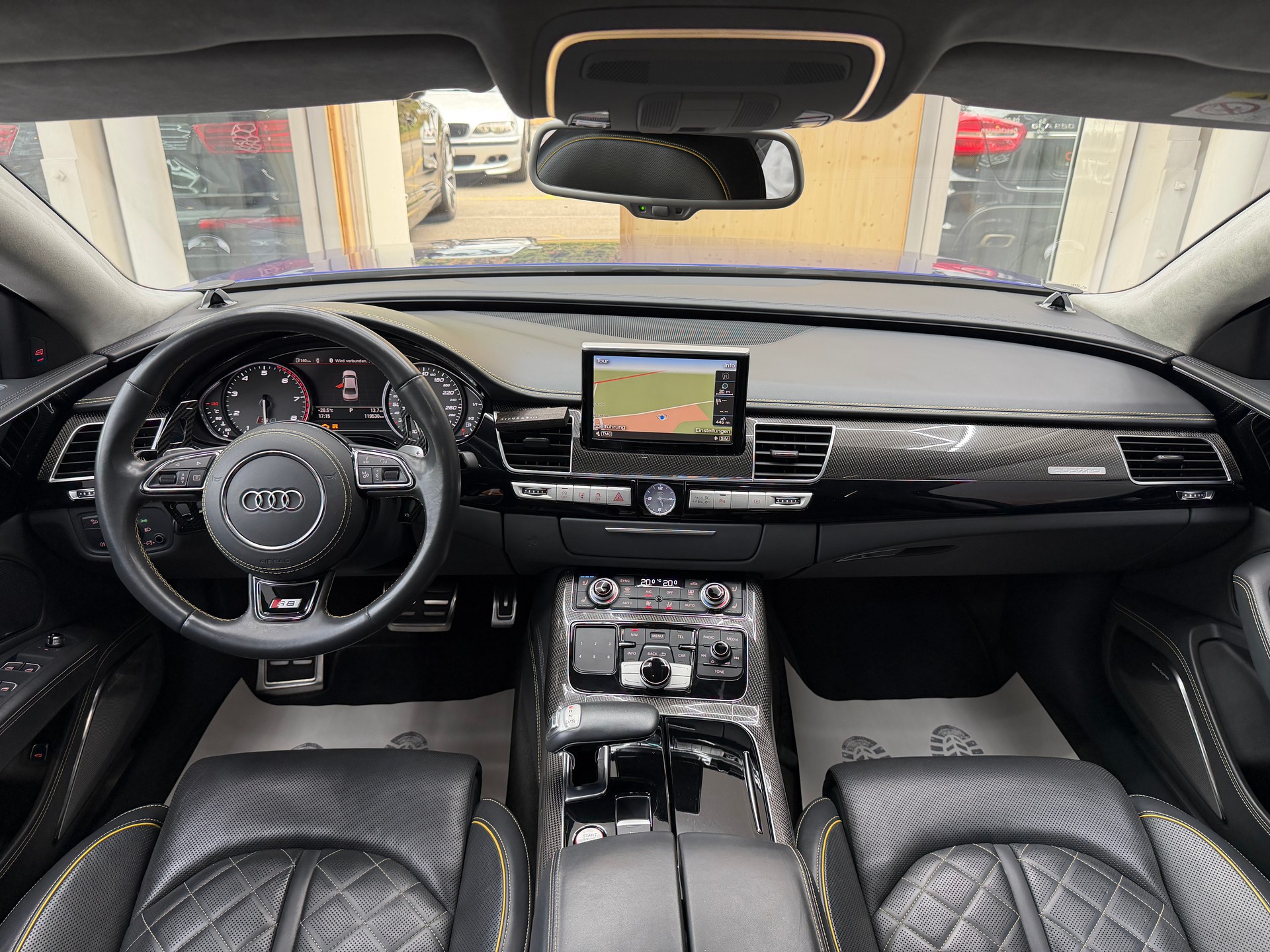 AUDI S8 4.0 V8 TFSI plus qua. T-Tronic-image-13