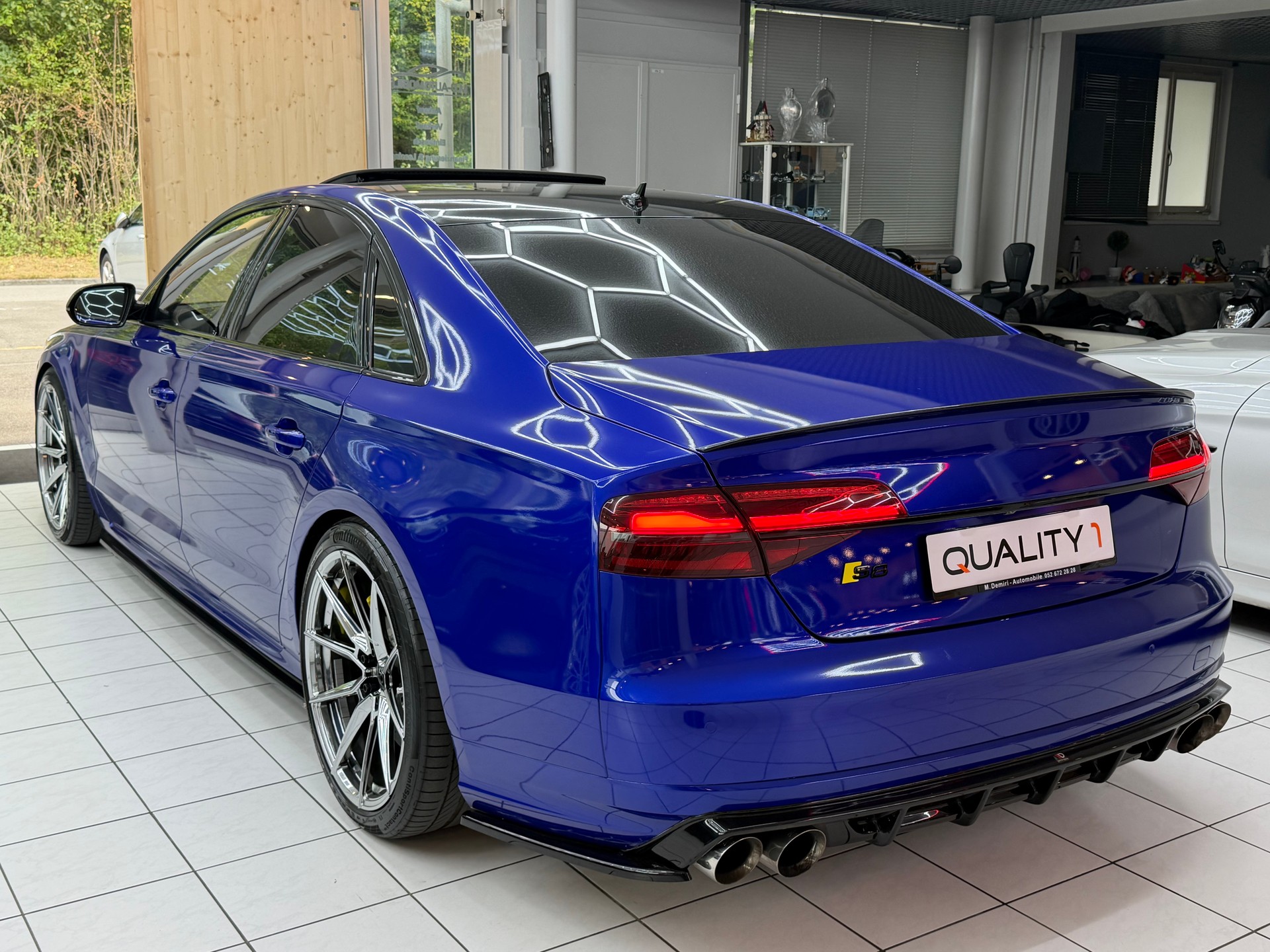 AUDI S8 4.0 V8 TFSI plus qua. T-Tronic-image-7