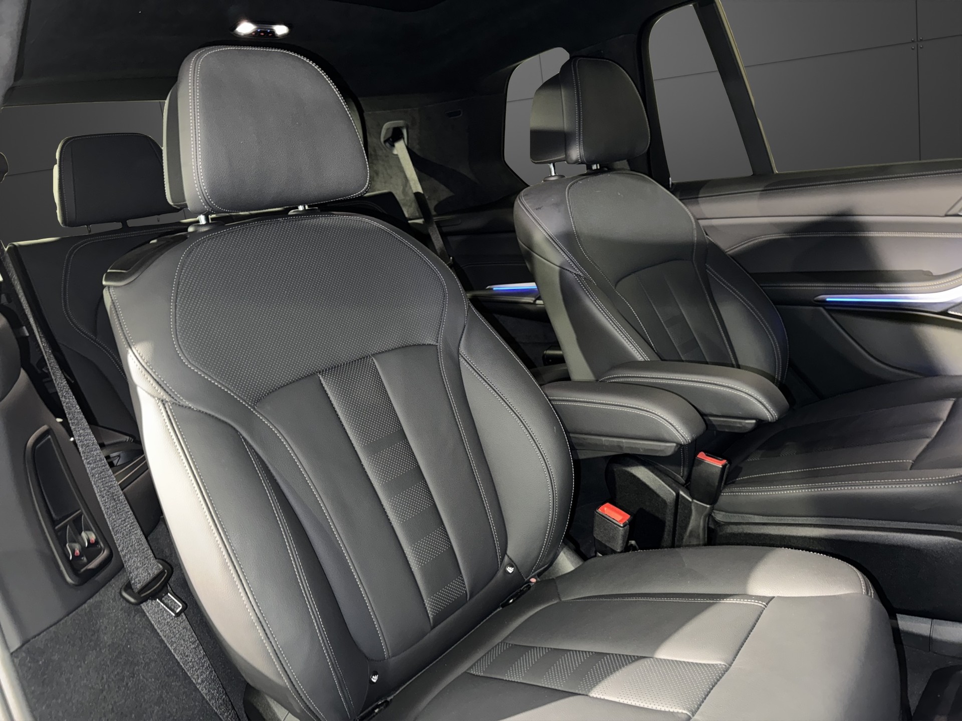 BMW X7 40d xDrive M Sport-image-16