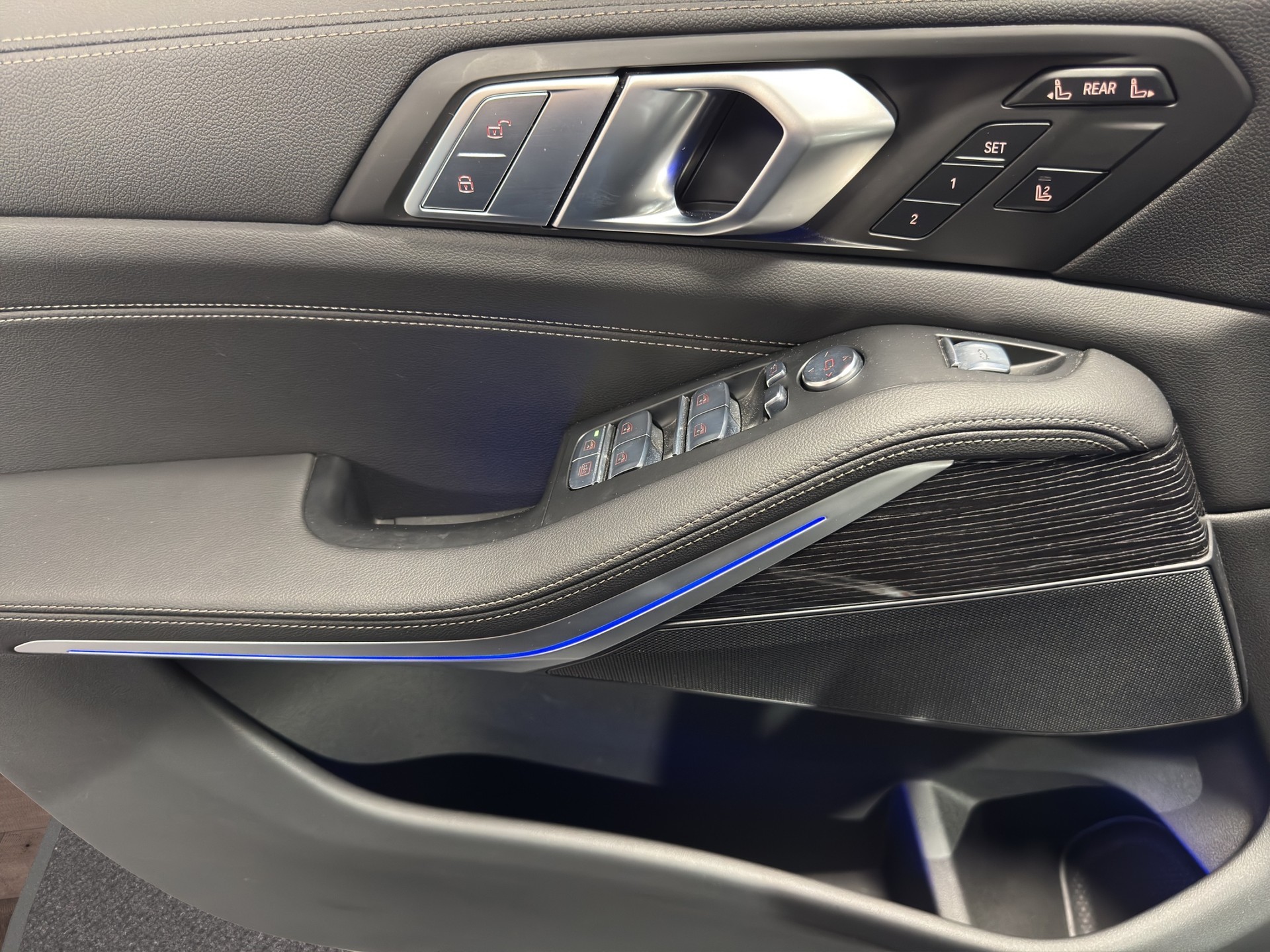 BMW X7 40d xDrive M Sport-image-11
