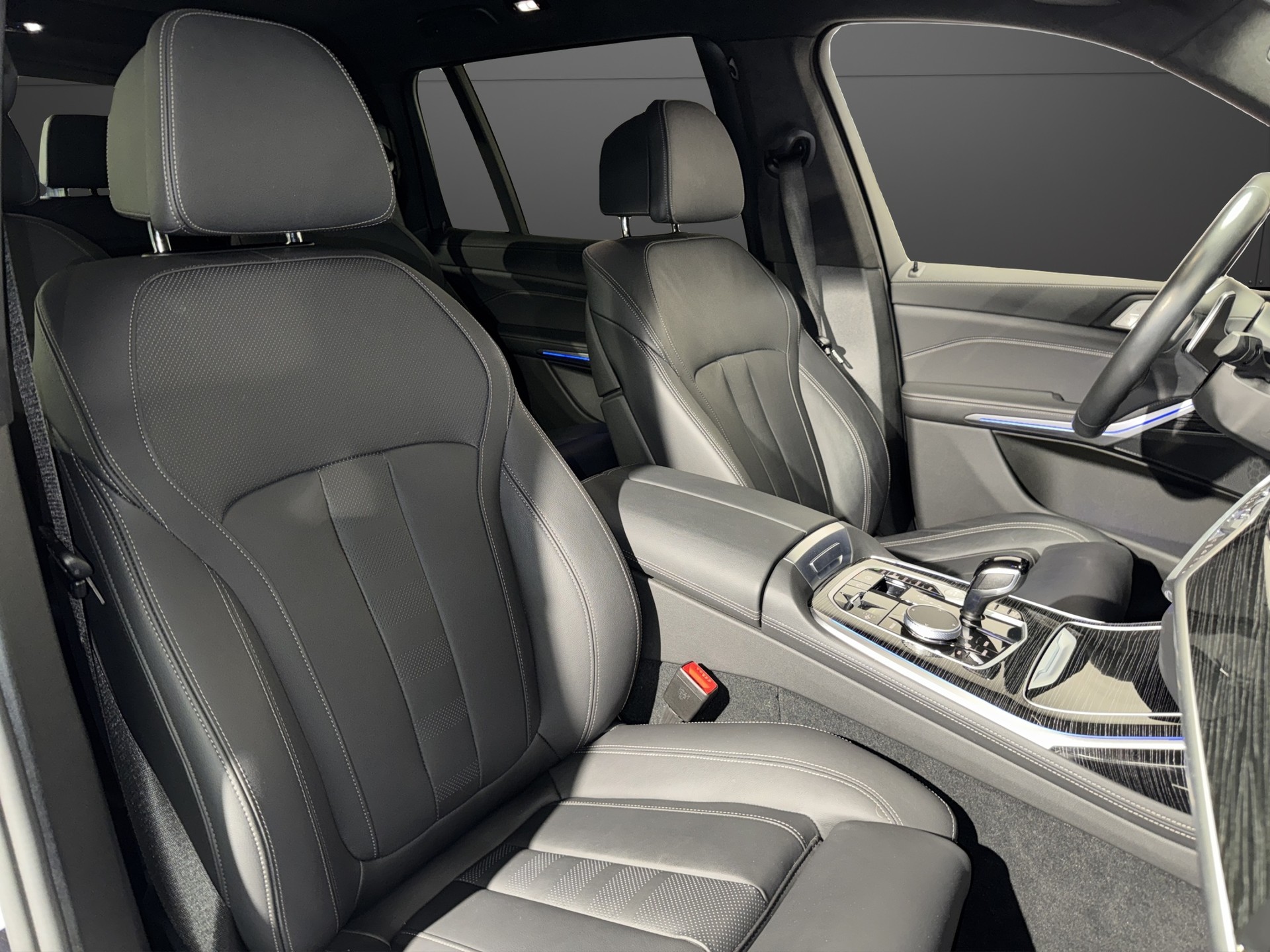 BMW X7 40d xDrive M Sport-image-17
