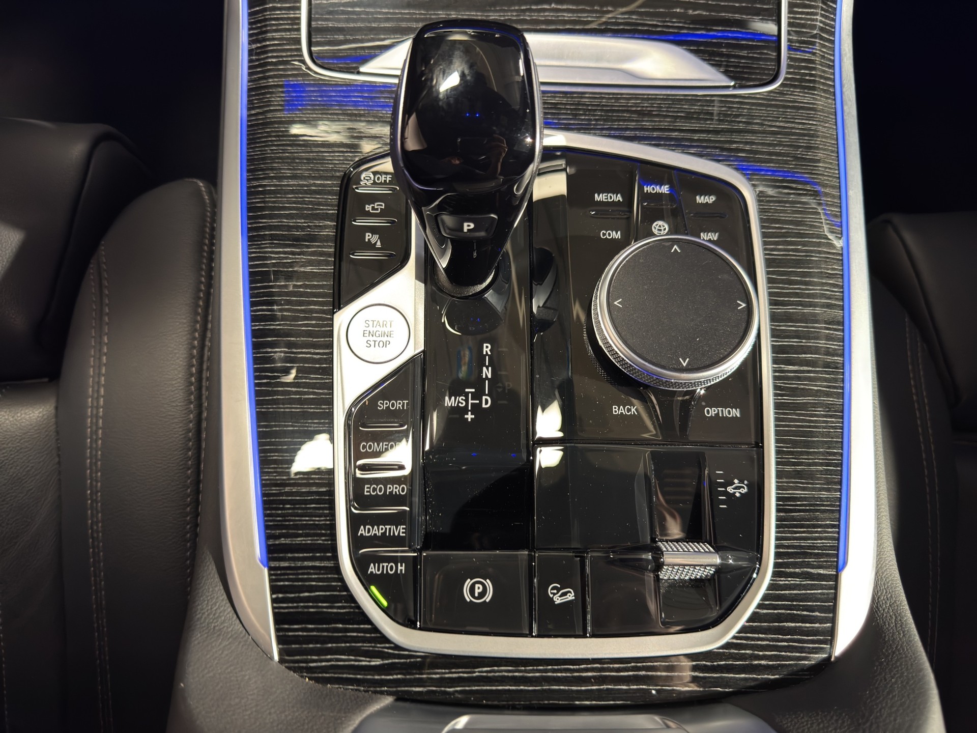 BMW X7 40d xDrive M Sport-image-10