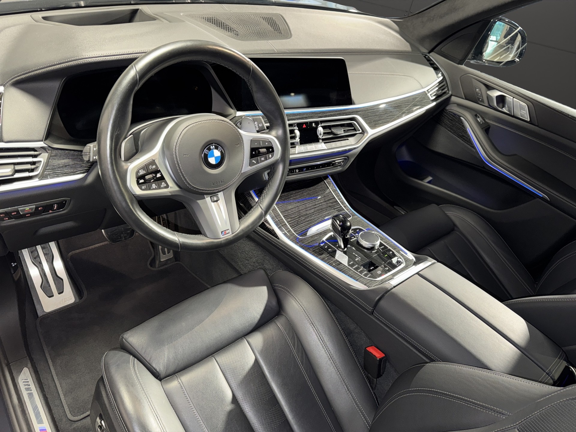 BMW X7 40d xDrive M Sport-image-7