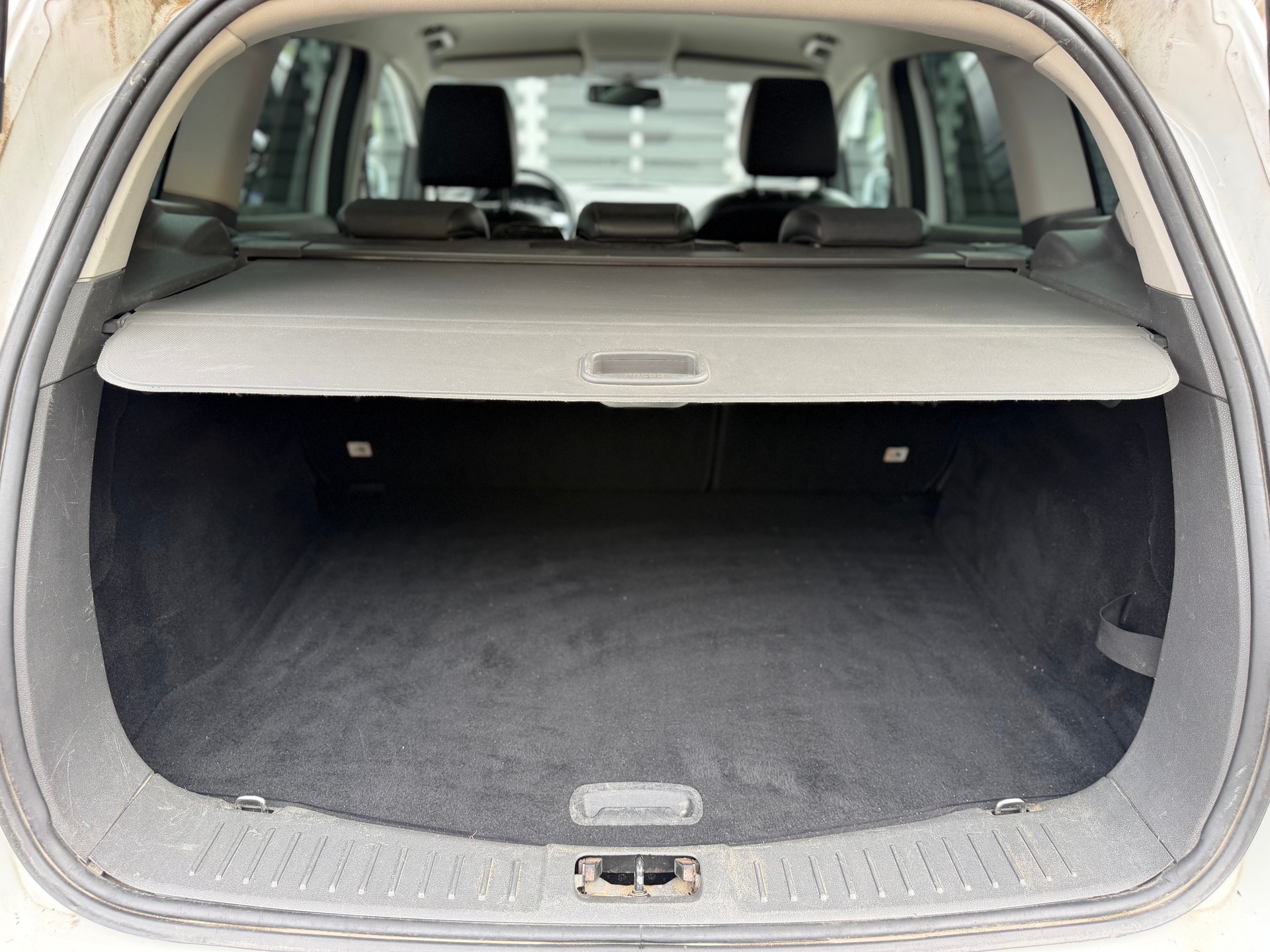 FORD Kuga 2.5 Turbo Titanium 4WD Automatic-image-12