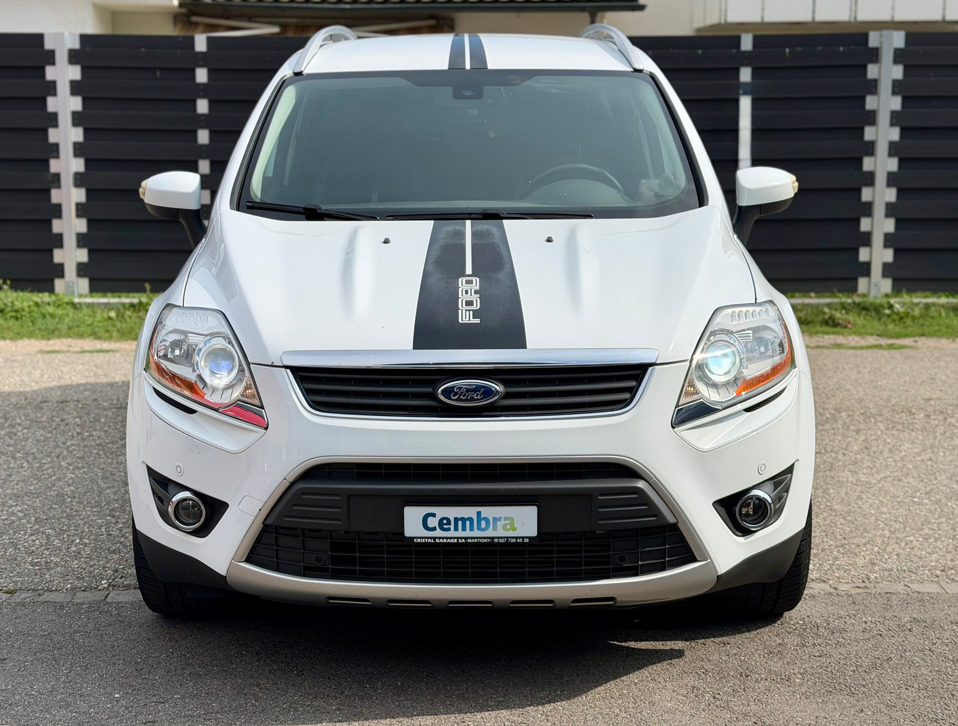 FORD Kuga 2.5 Turbo Titanium 4WD Automatic-image-1