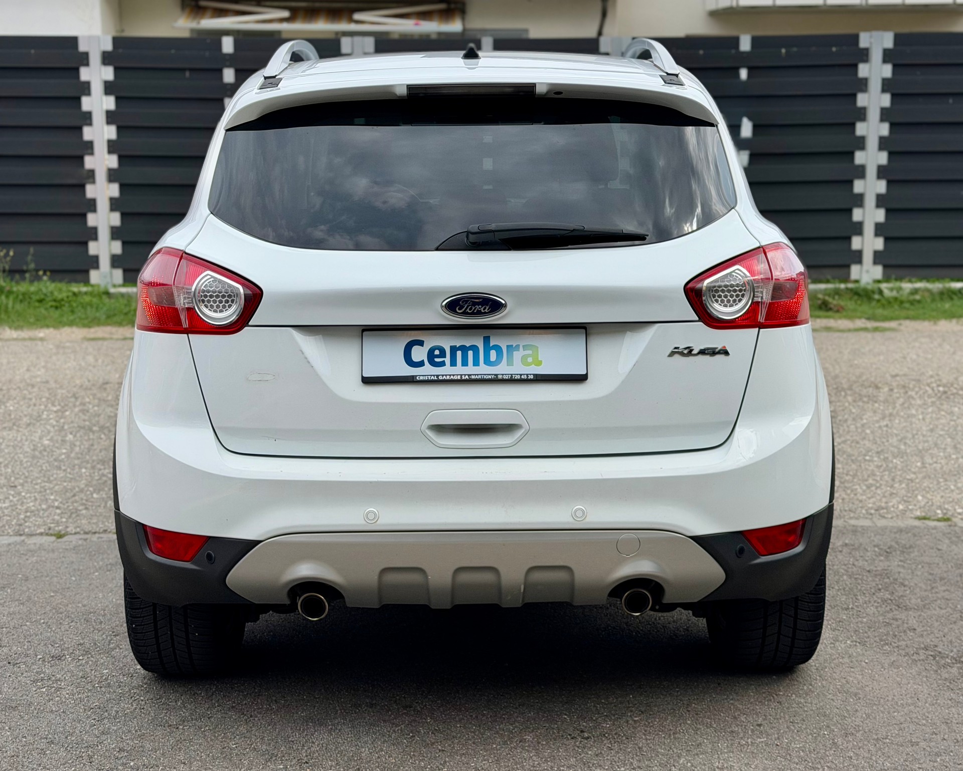 FORD Kuga 2.5 Turbo Titanium 4WD Automatic-image-4