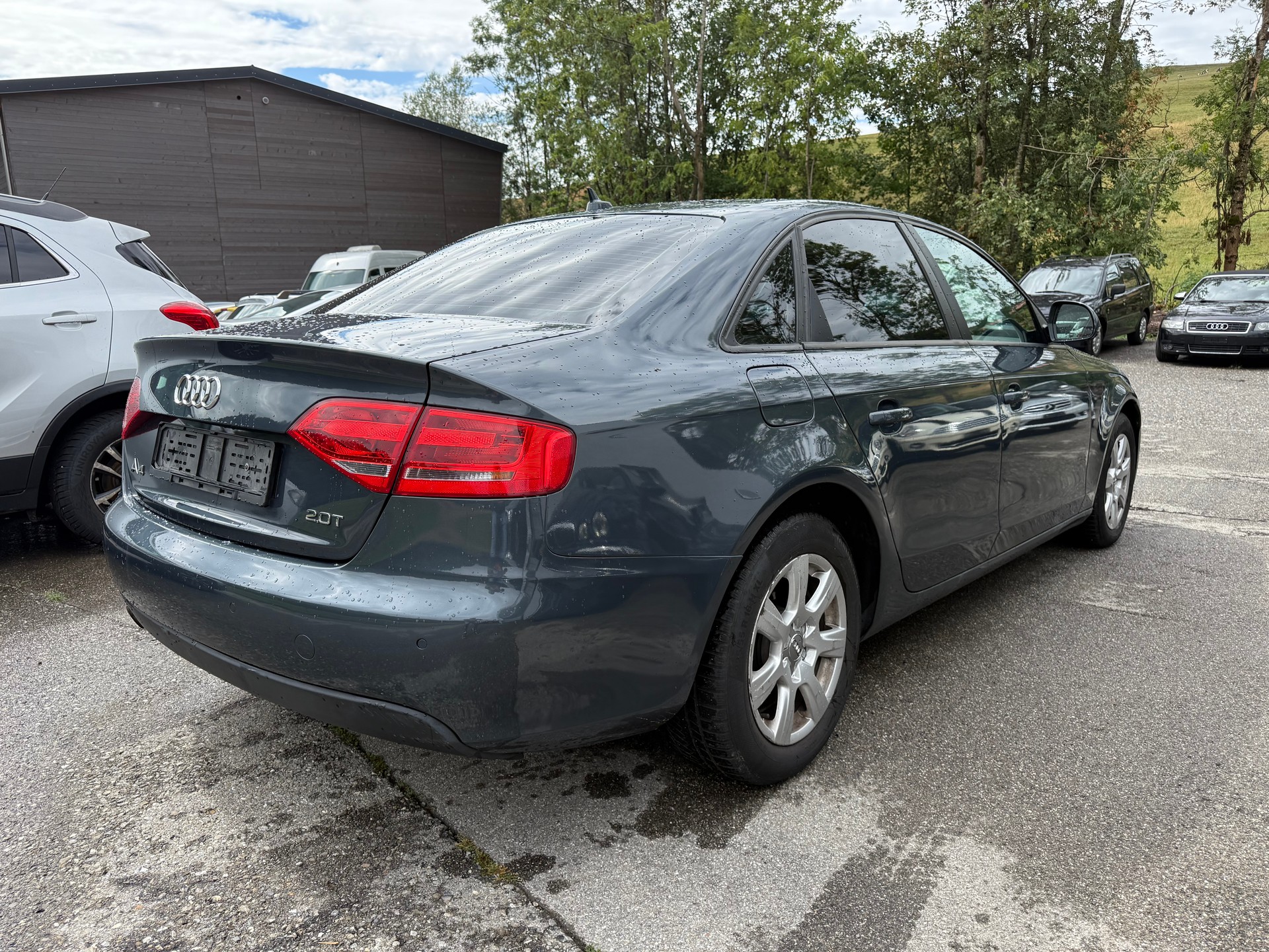 AUDI A4 Limousine 2.0 TFSI multitronic-image-3