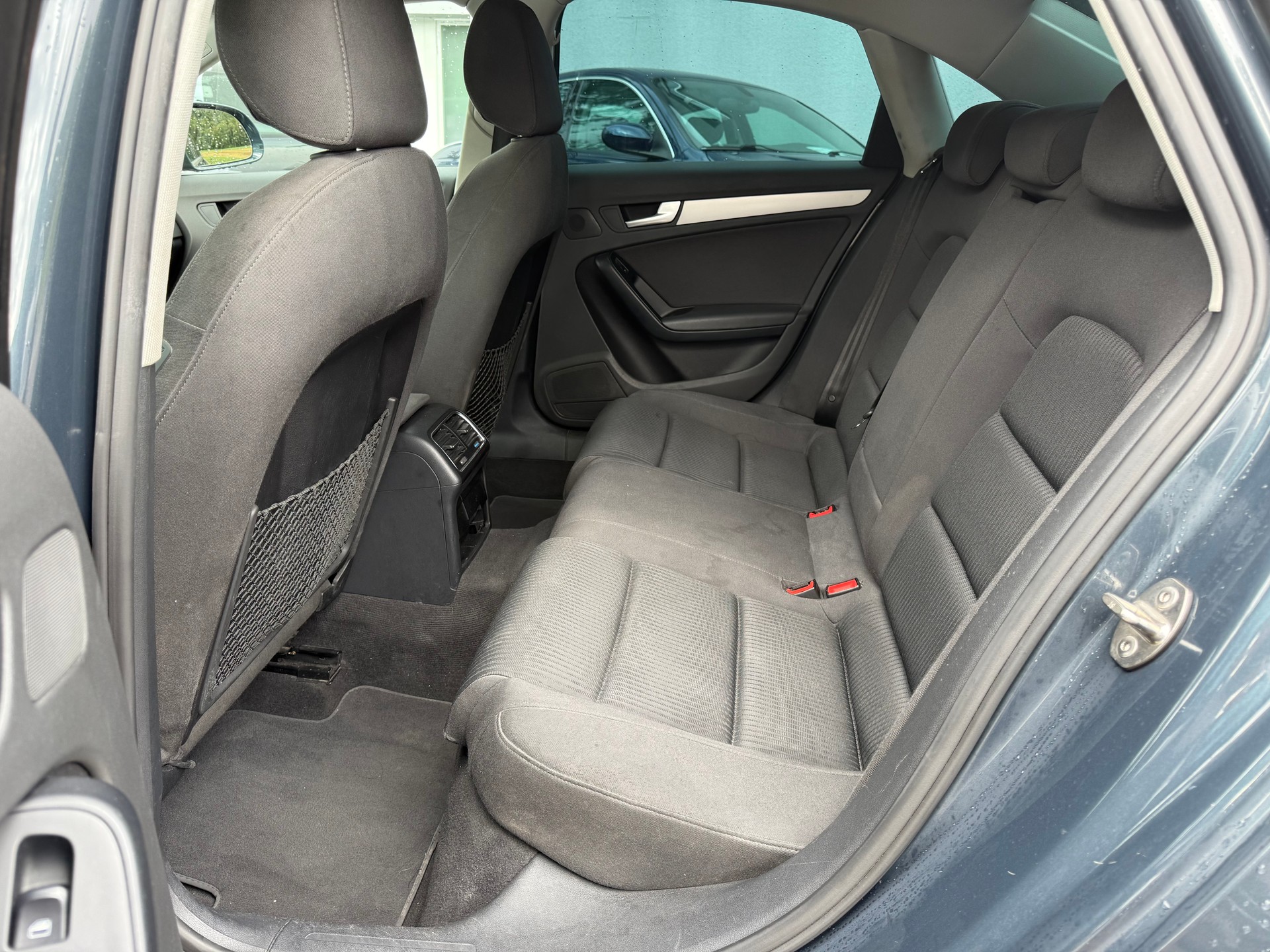 AUDI A4 Limousine 2.0 TFSI multitronic-image-7