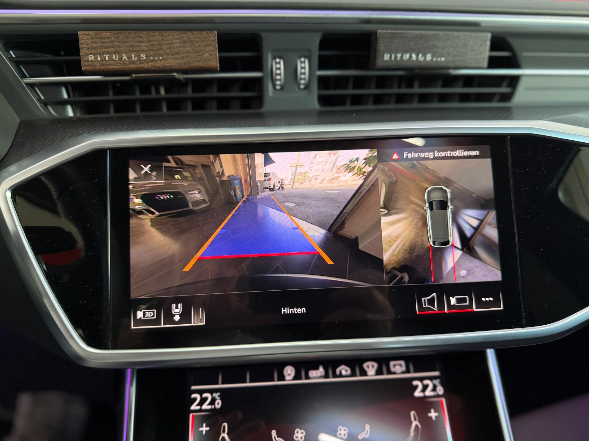 AUDI RS6 Avant 4.0 TFSI V8 quattro-image-18