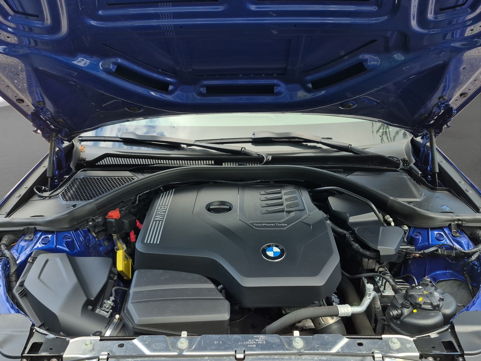 BMW 320i xDrive Steptronic M Sport-image-15