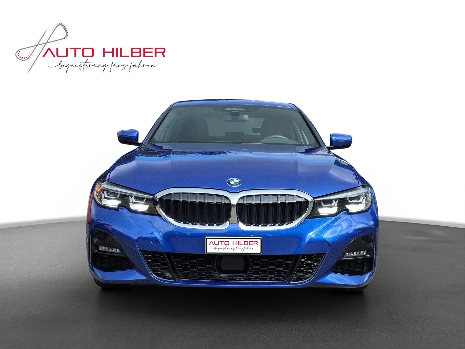 BMW 320i xDrive Steptronic M Sport-image-1