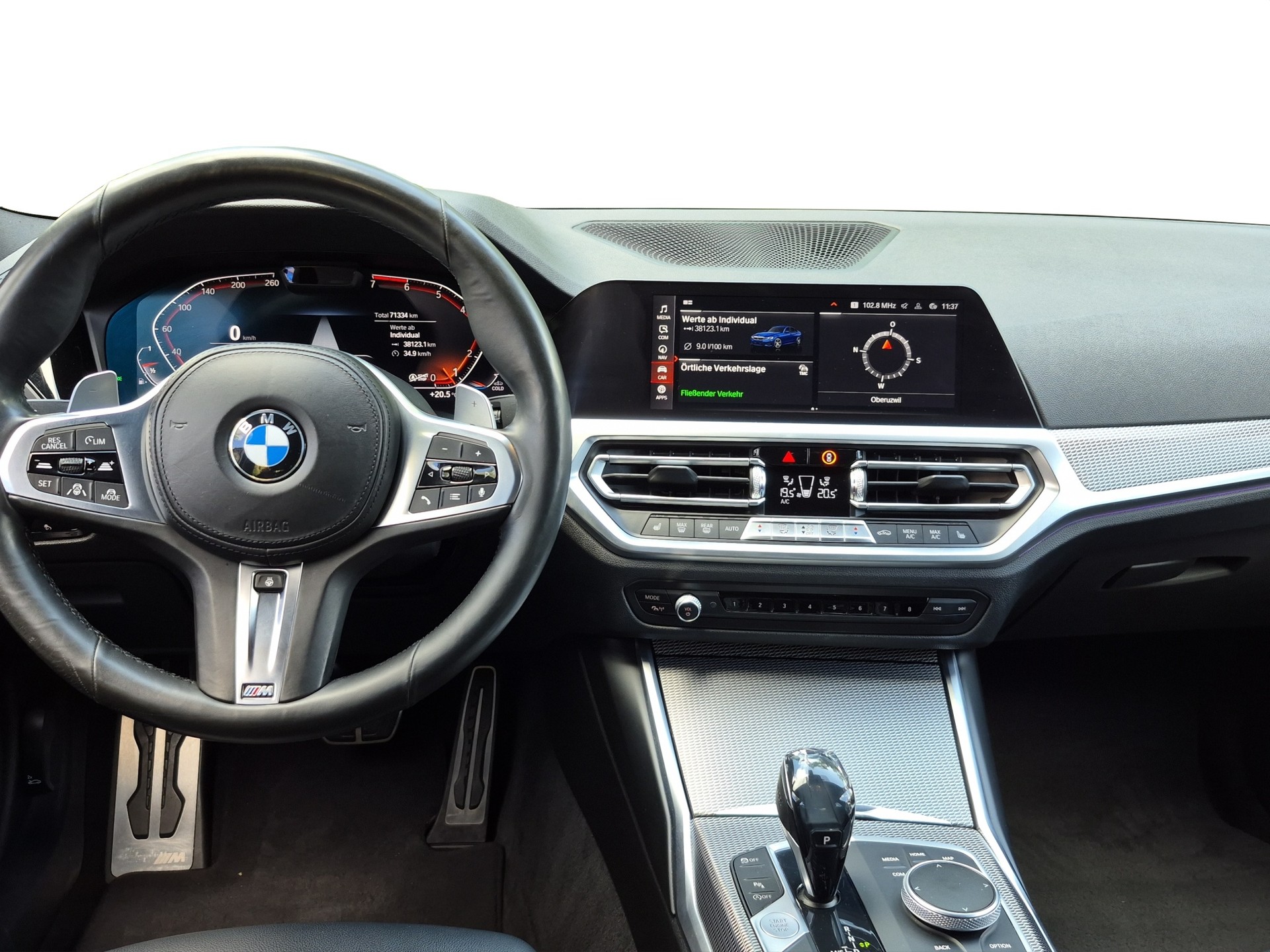 BMW 320i xDrive Steptronic M Sport-image-8