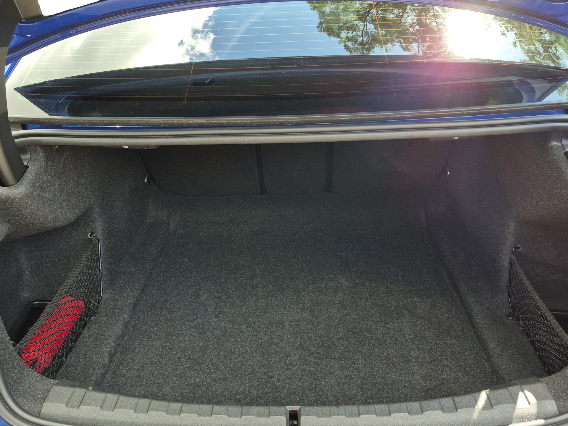 BMW 320i xDrive Steptronic M Sport-image-13
