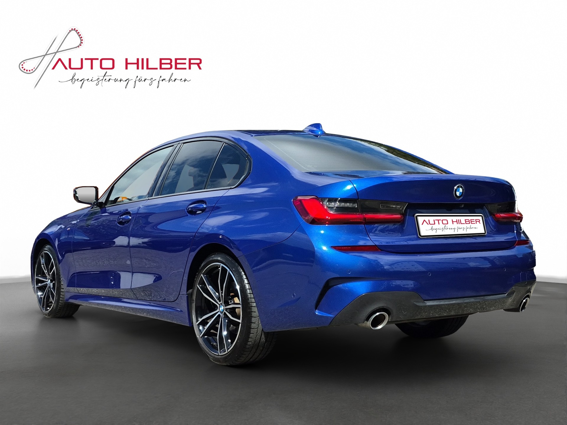 BMW 320i xDrive Steptronic M Sport-image-4