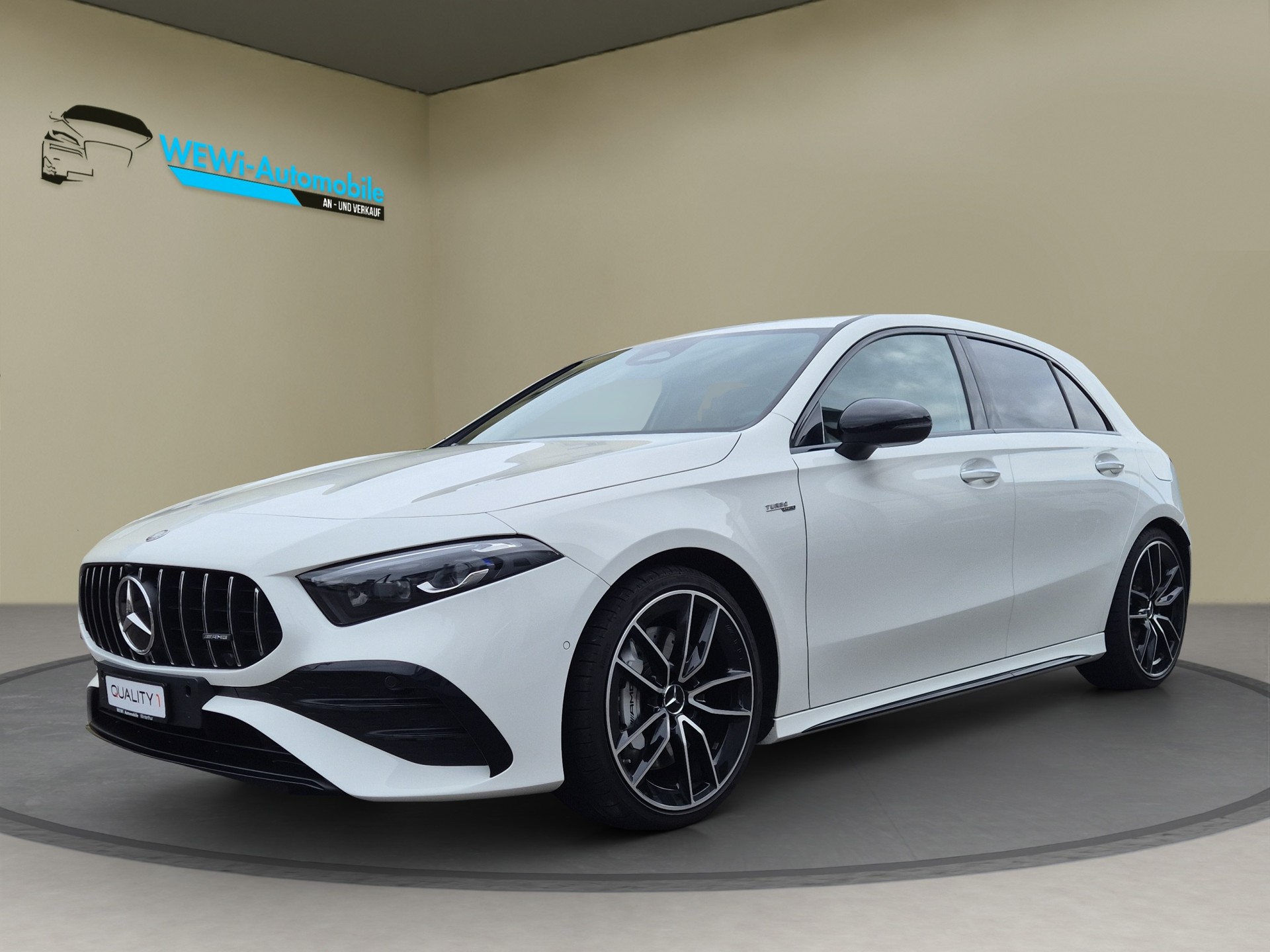 MERCEDES-BENZ A AMG 35 4Matic 8G-DCT-image-0