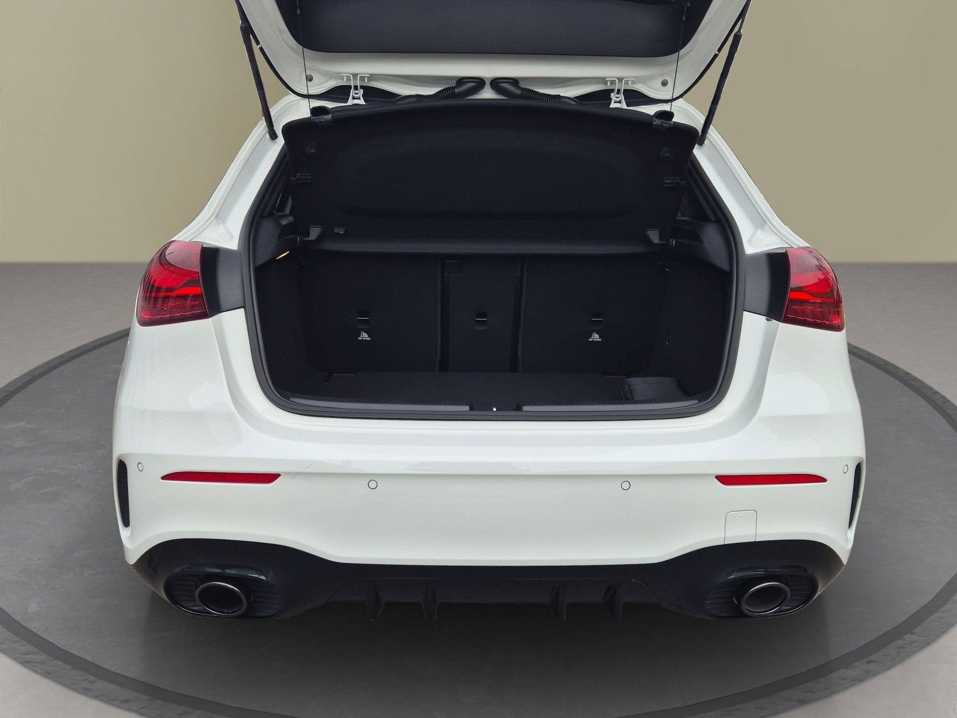 MERCEDES-BENZ A AMG 35 4Matic 8G-DCT-image-23