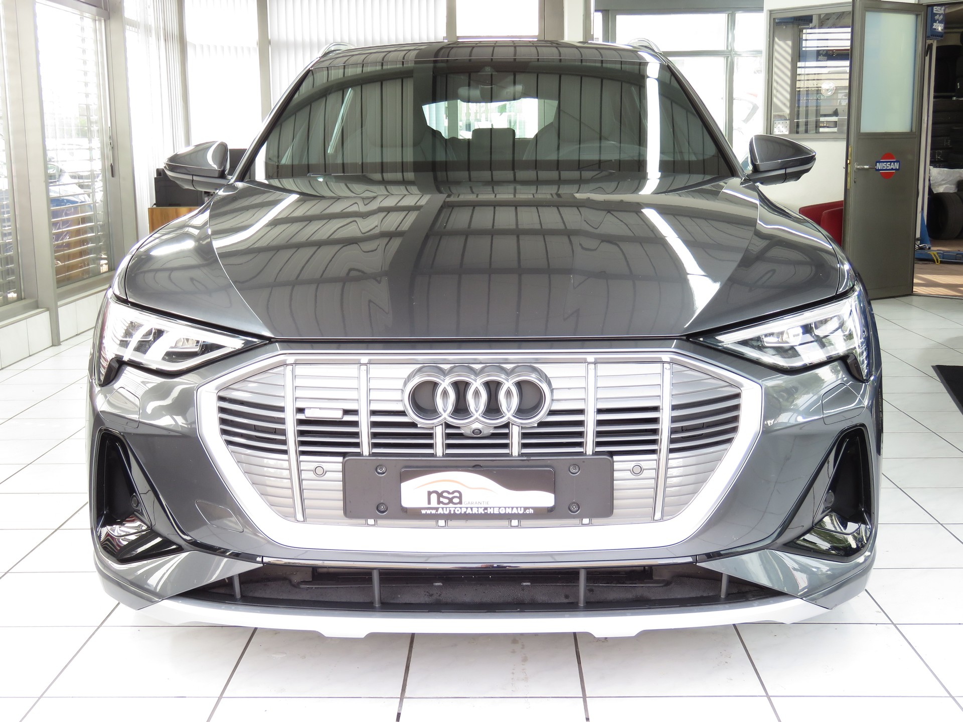AUDI e-tron 50 S Line Attraction Quattro Automat-showroom-element-1