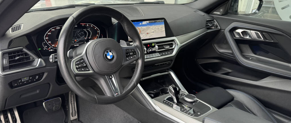 BMW M240i xDrive Steptronic-image-6