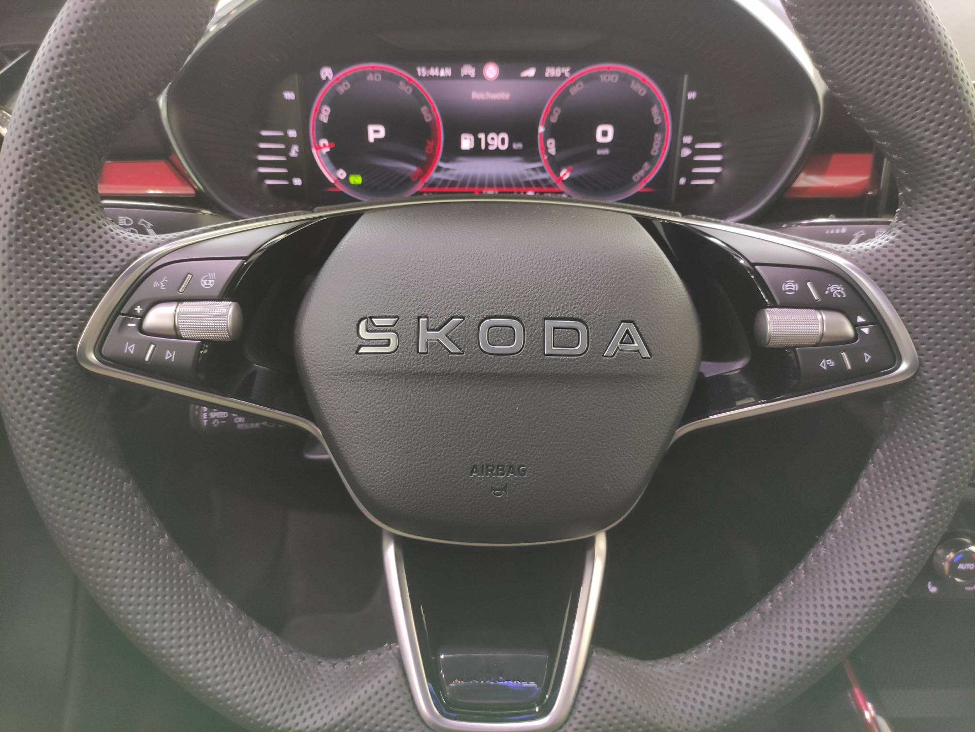 SKODA Fabia 1.0 TSI Monte Carlo DSG-image-7