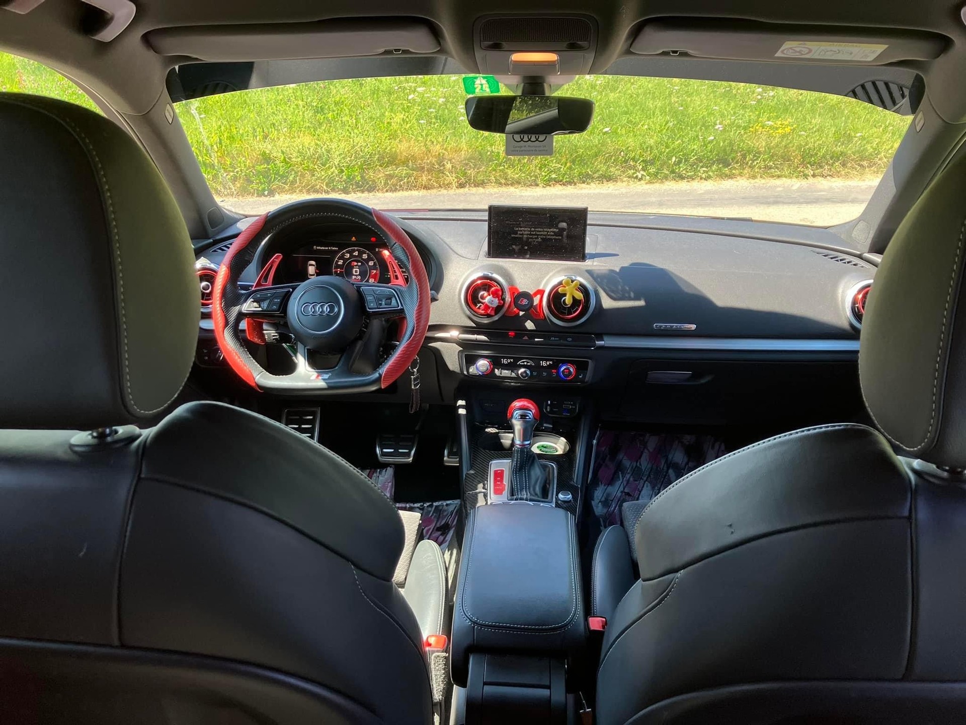 AUDI 2.0 T FSI quattro S-Tronic-image-2
