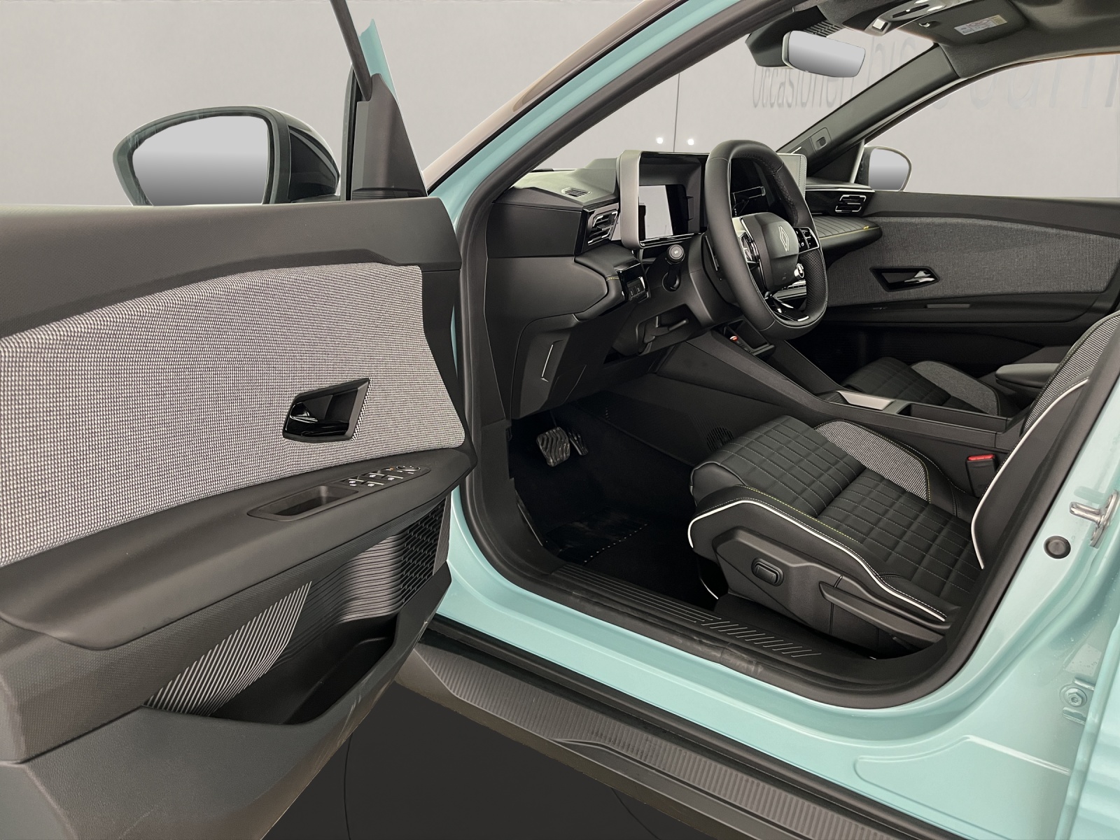 RENAULT R4 E-Tech Comfort Range plein sud iconic-image-6