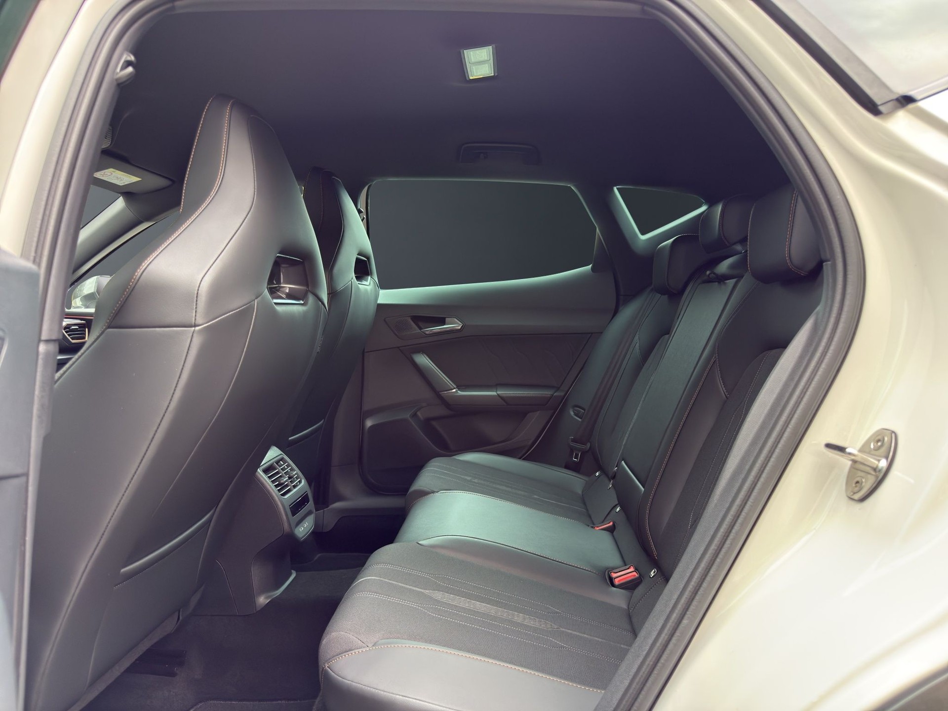 CUPRA Formentor 2.0TSI VZ 4Drive DSG-image-15
