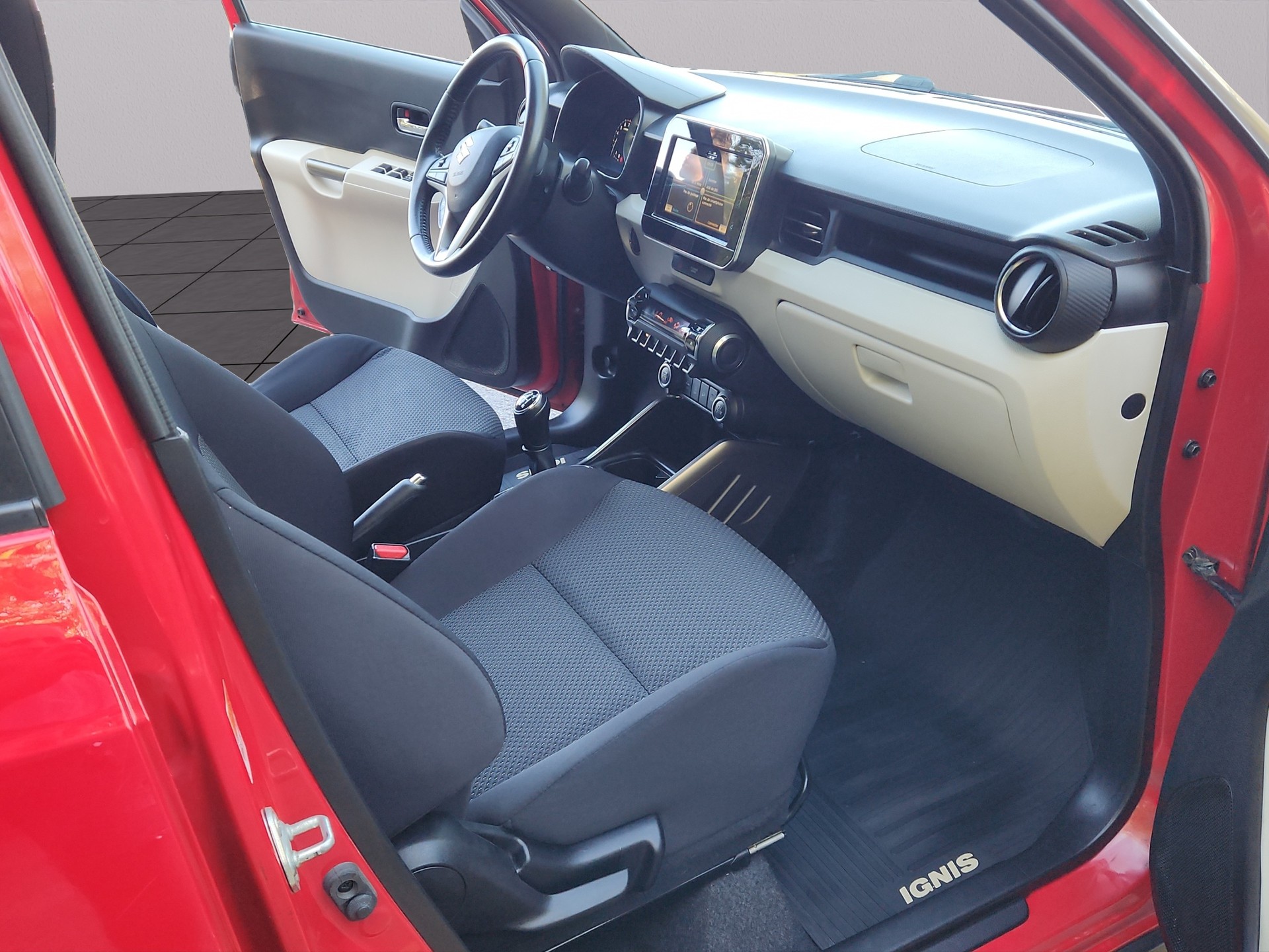 SUZUKI Ignis 1.2i Compact Top Hybrid 4x4-image-17