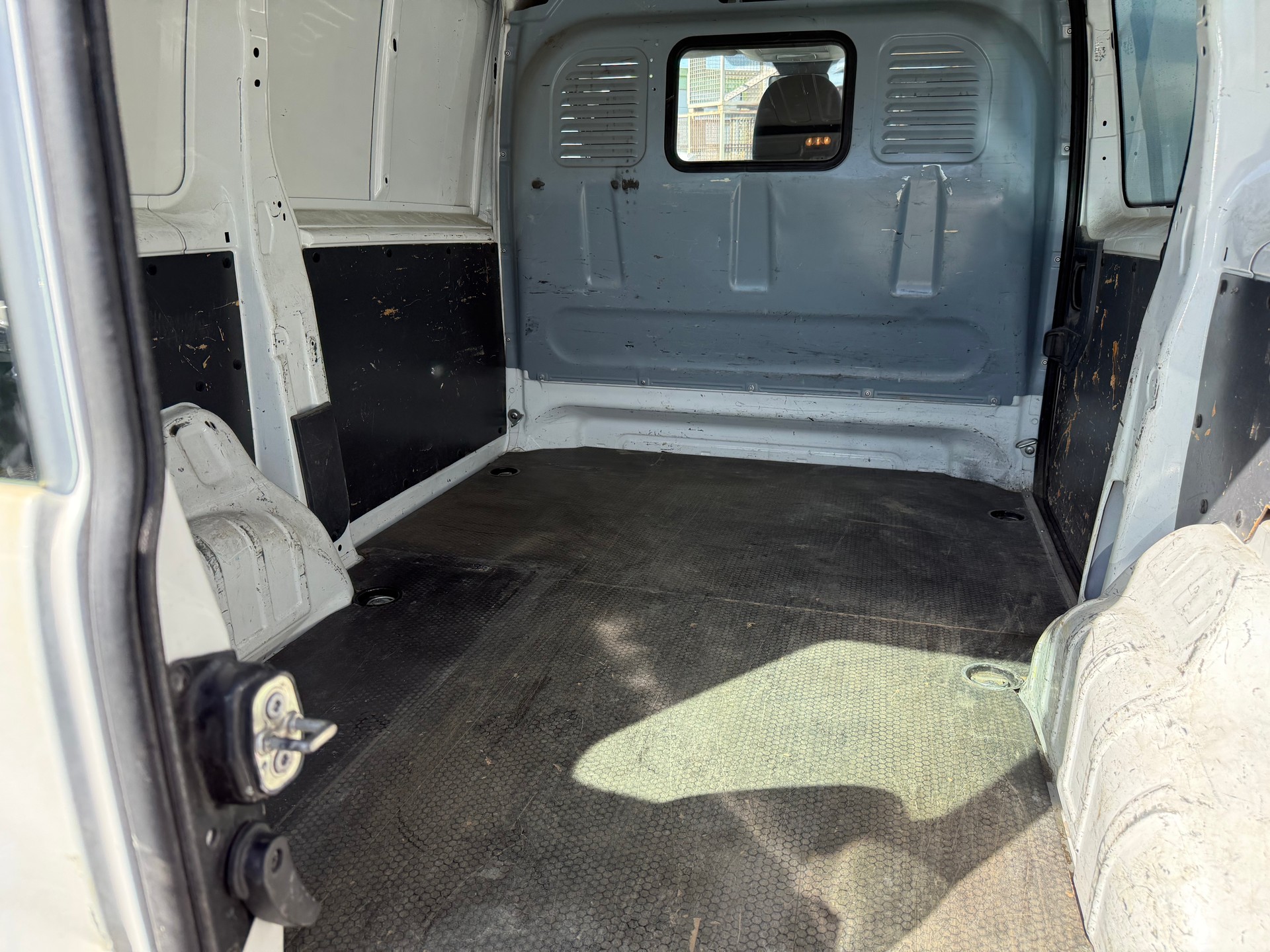 CITROEN Jumpy 1.6 HDi 12 L1H1-image-8