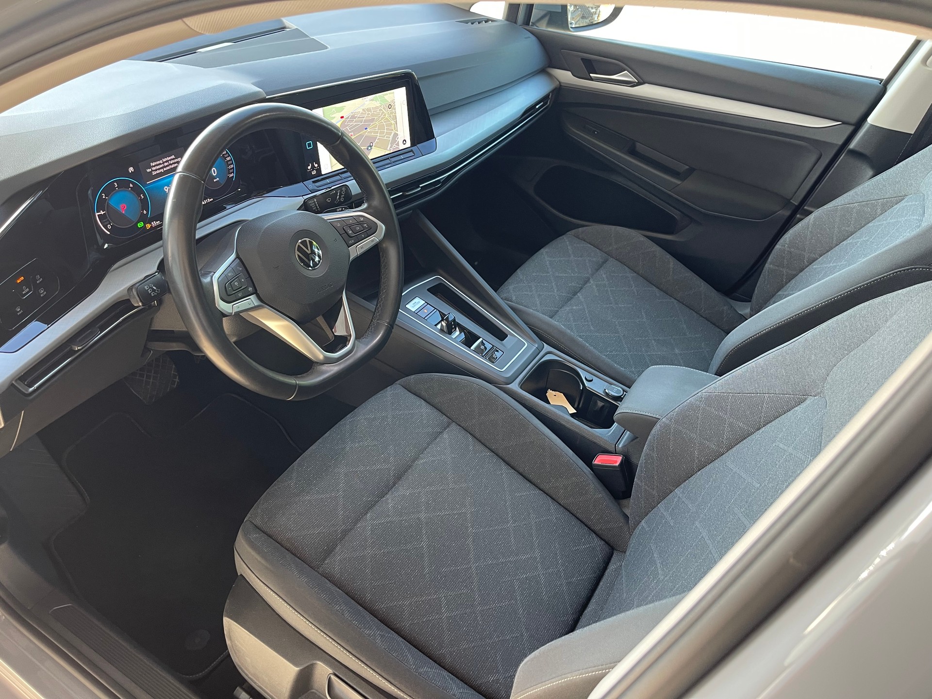 VW Golf 2.0 TDI Style DSG-image-9