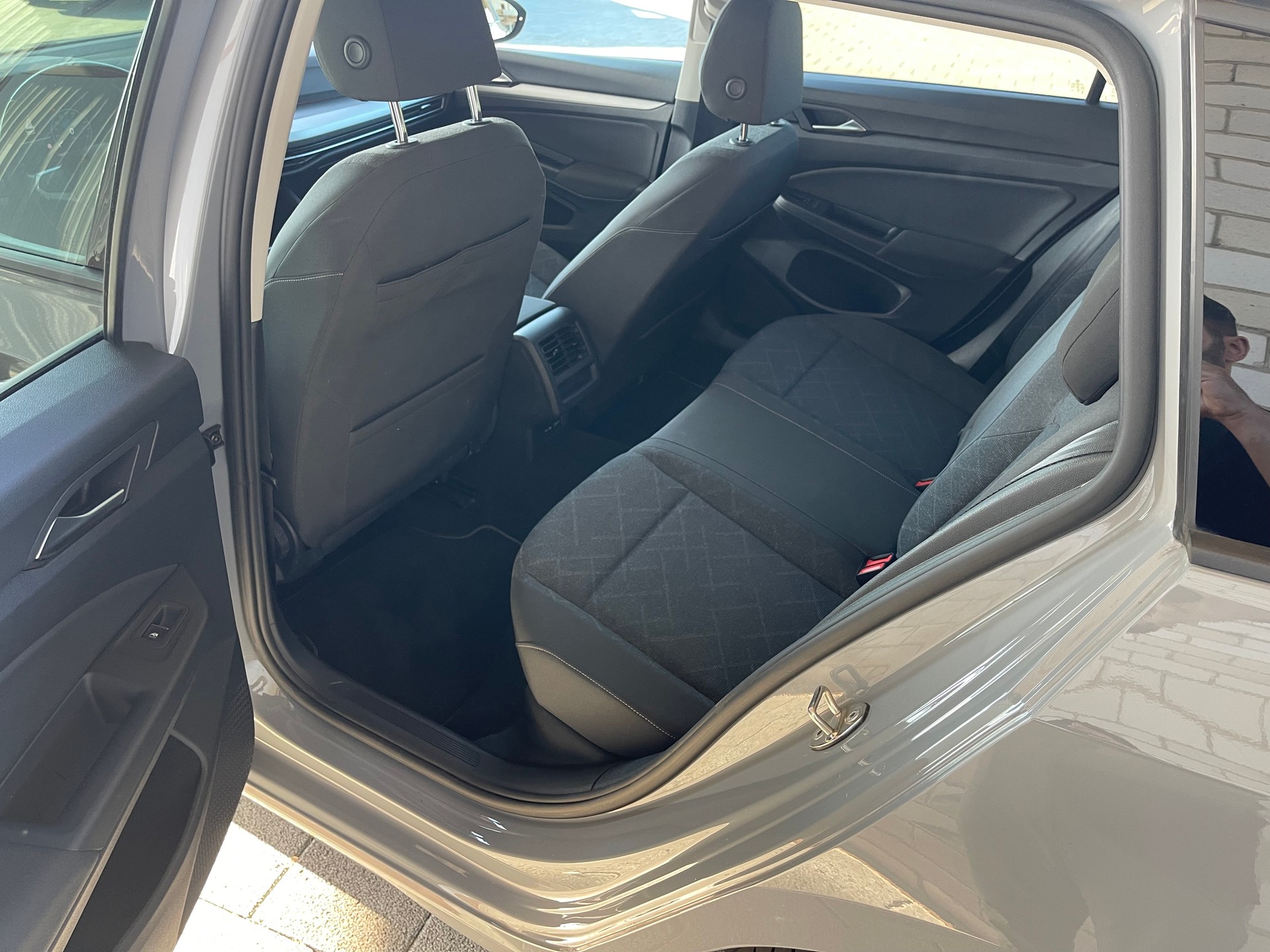 VW Golf 2.0 TDI Style DSG-image-10