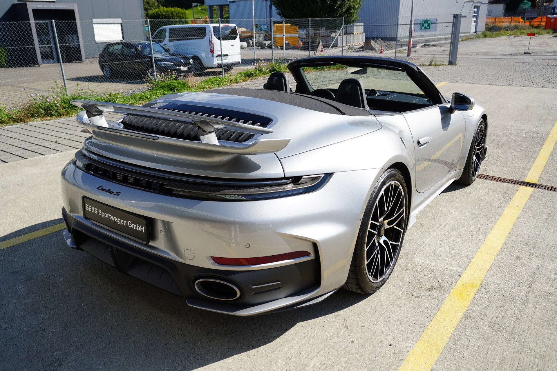 PORSCHE 911 Turbo S Cabriolet PDK-image-6