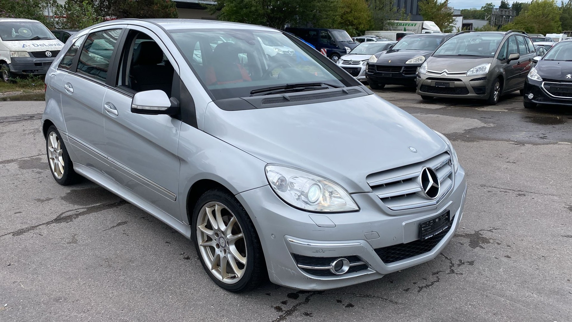 MERCEDES-BENZ B 180 My Star Autotronic-image-1