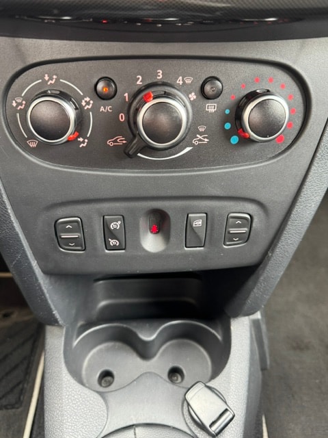 DACIA Logan MCV 0.9 Stepway-image-14