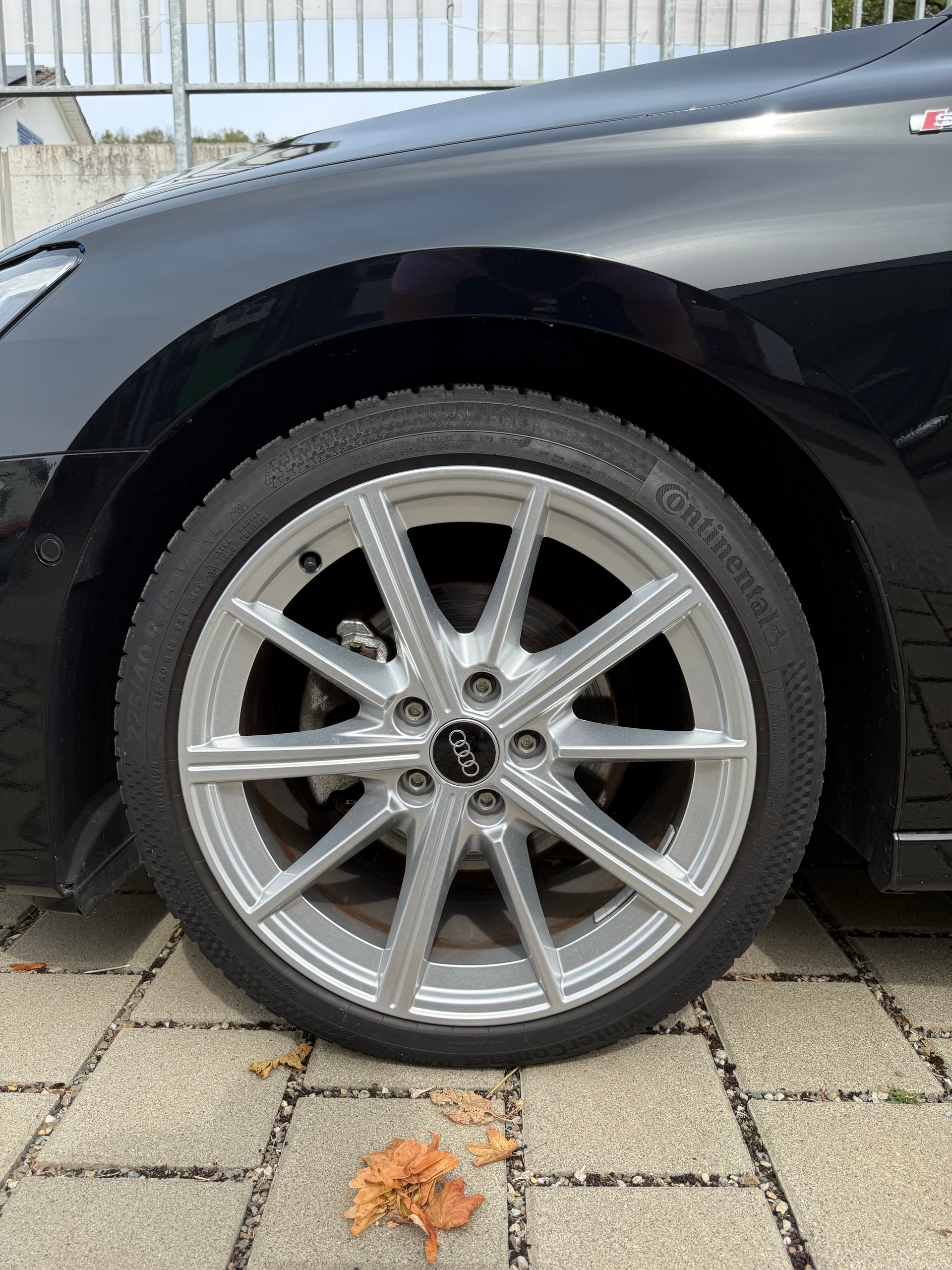 AUDI A3 Sportback 35 TFSI S line Attraction S-tronic-image-10