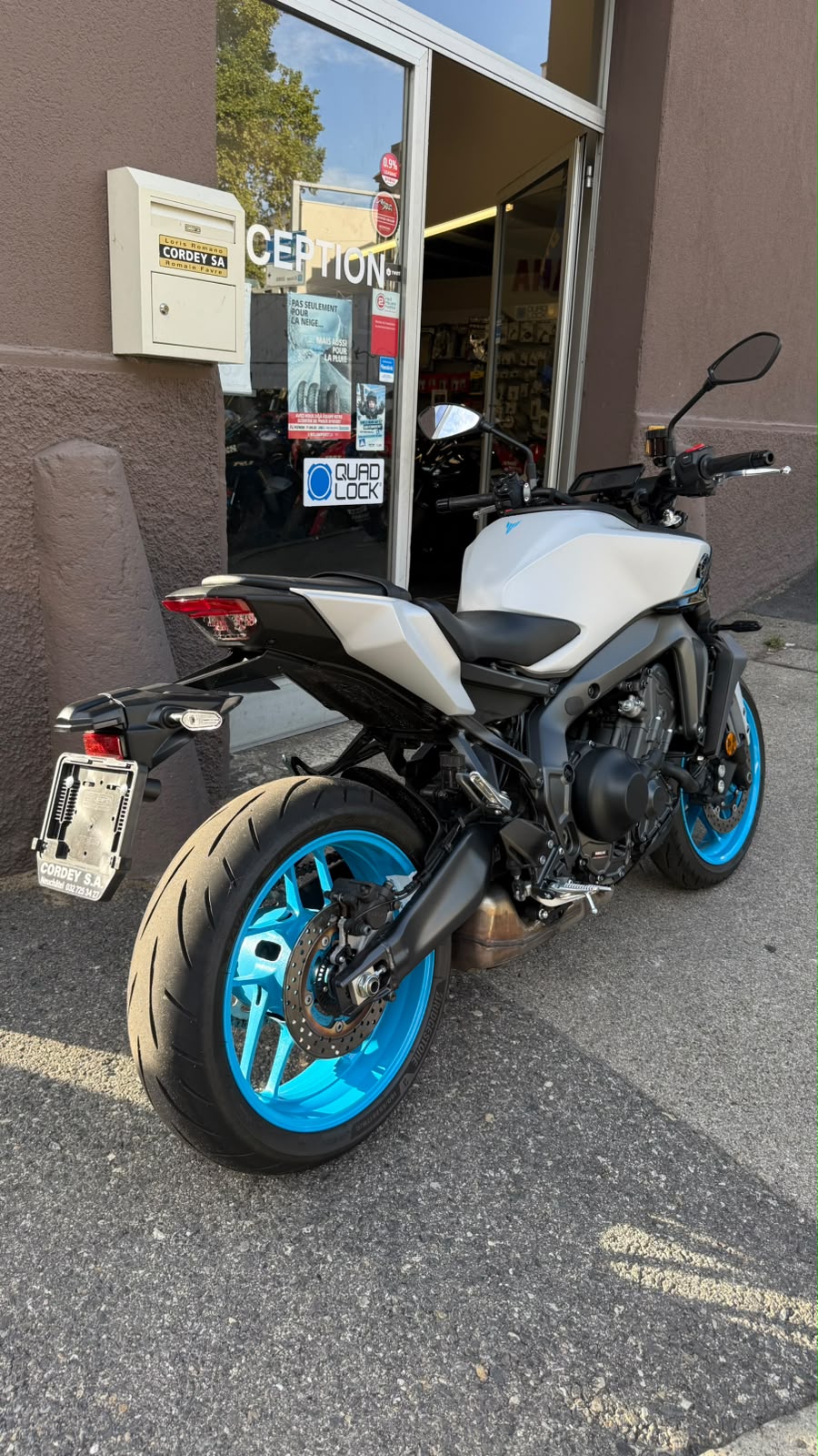 YAMAHA MT-09 (35kW)-showroom-element-3